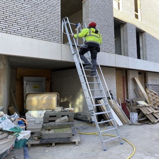 Solide Solide slab acces ladder 10-18 tread EAD1018