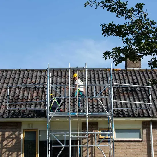 Euroscaffold Euroscaffold SafeGuard dakbeveiliging schuine daken
