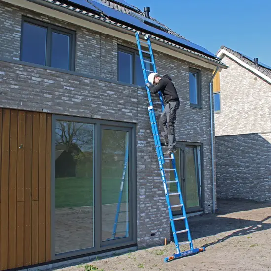 ASC ASC XD combination ladder with stabiliser 2x12 rungs