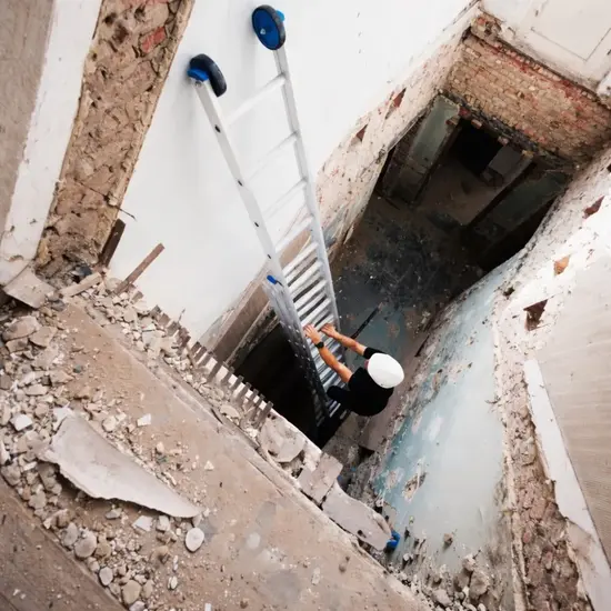 Solide Échelle transformable Solide 3x9 échelons D09 | Échelle Industrielle Professionnelle