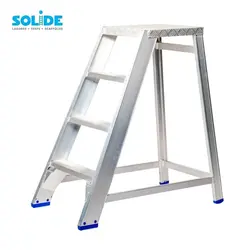 Solide vaste montagetrap 67° - 4 treden MT674