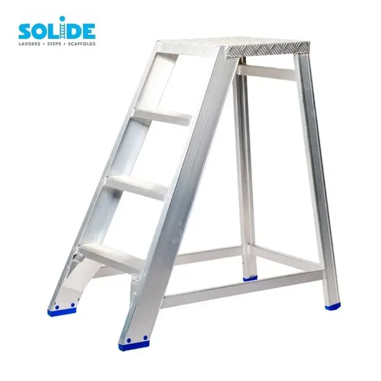 Solide Solide 4 tread fixed industrial step 67° MT674