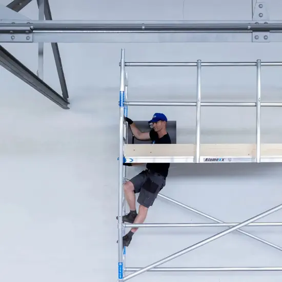 Alumexx Alumexx Light mobile scaffold 135x250 - 8.2 m working height