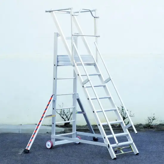 Tubesca - Comabi Tubesca 2271 escalier mobile 8 marches