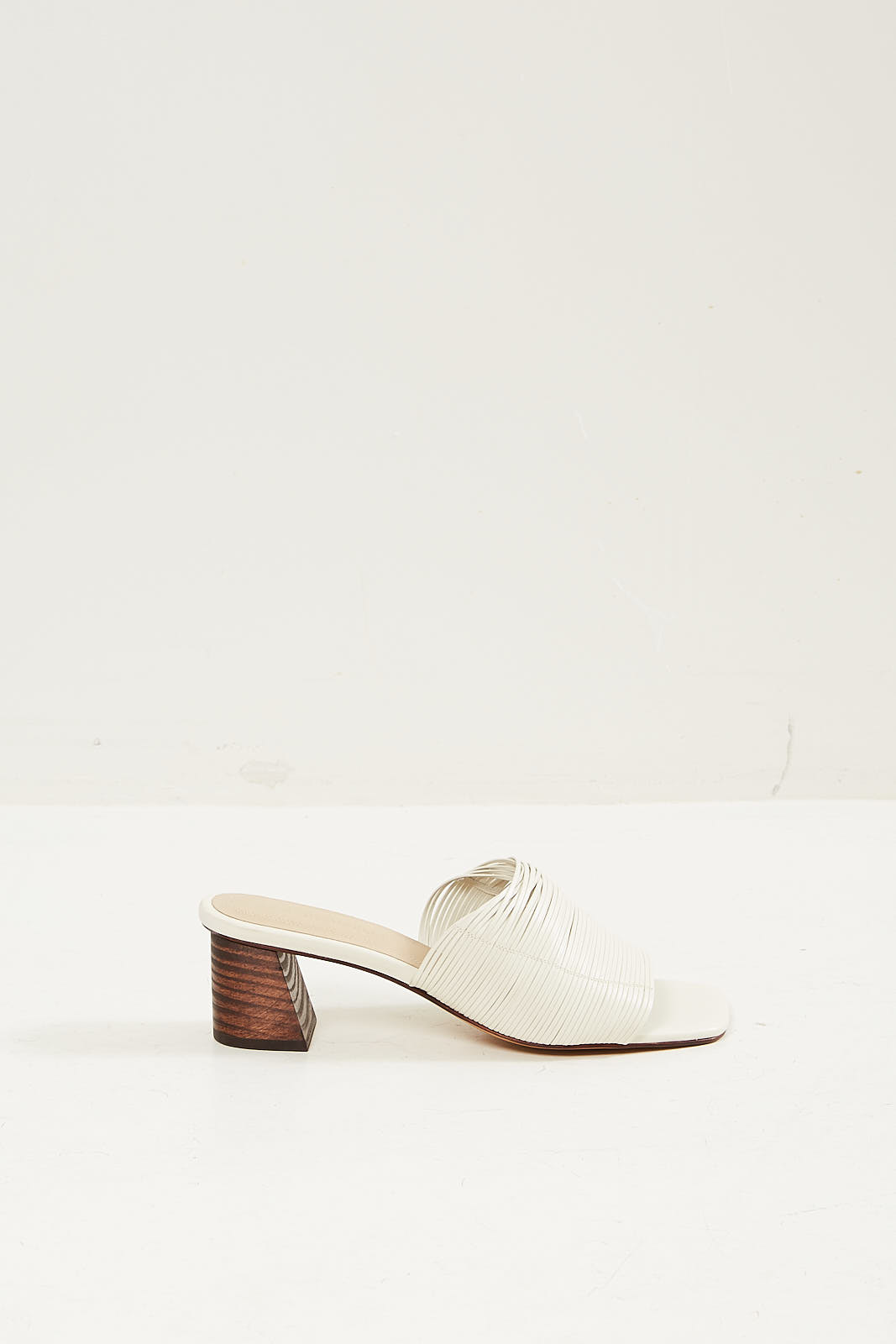  - Gisele sandal off white