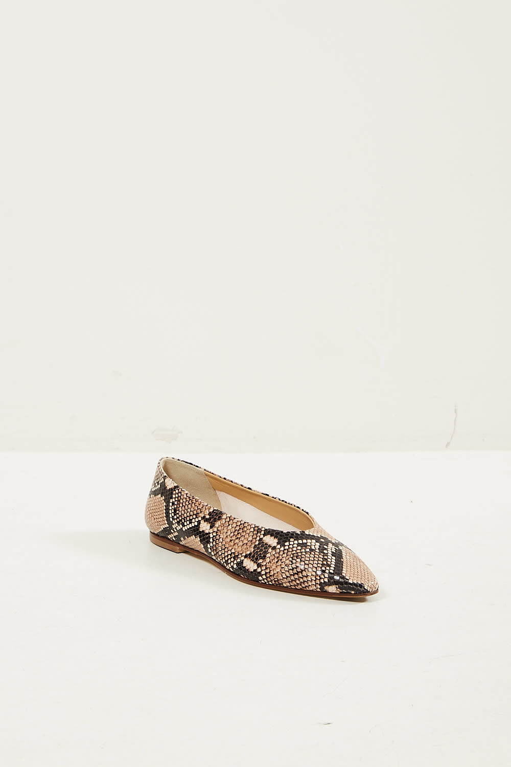 aeyde betty flats