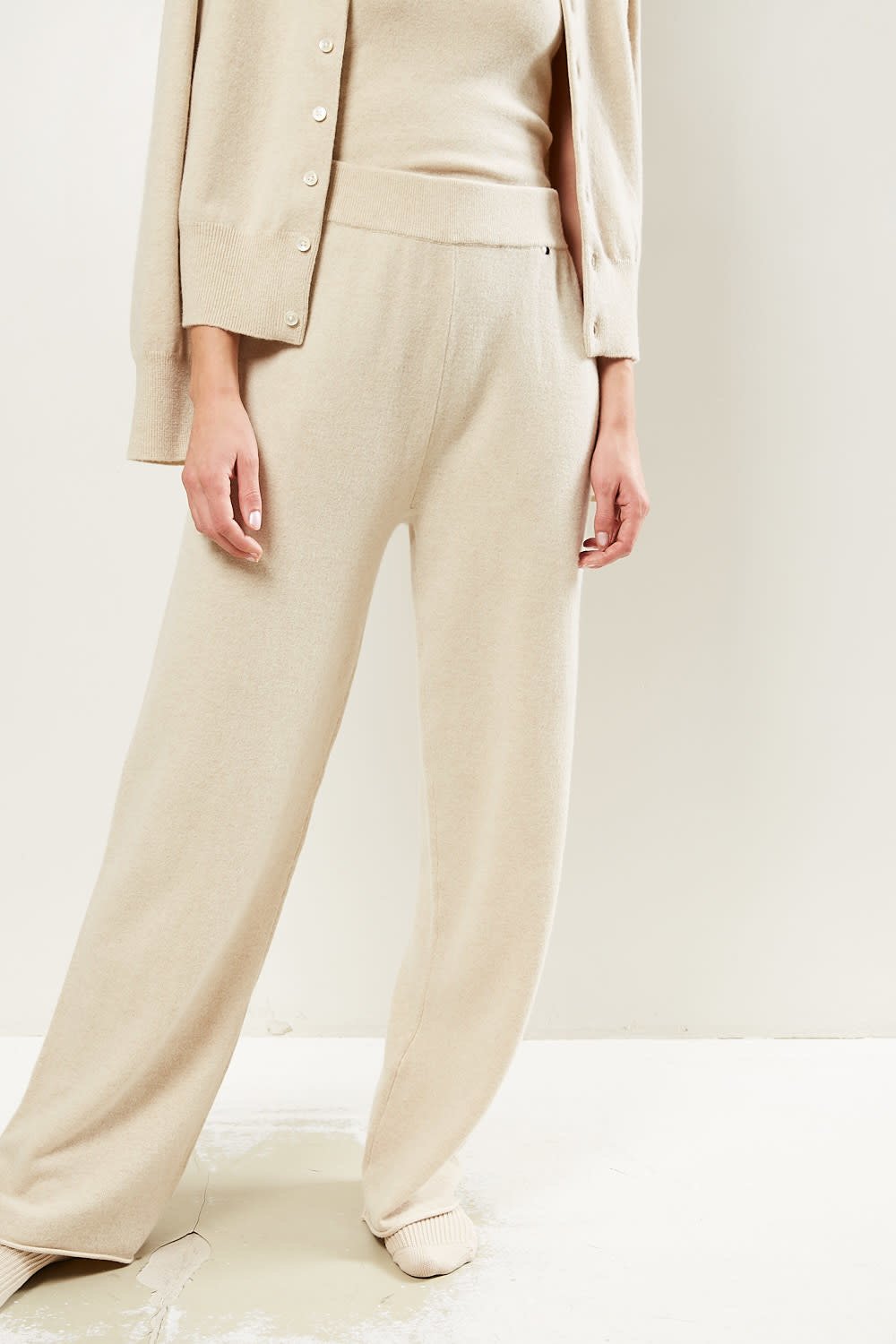 Extreme cashmere Trousers wide leg pants. - Wendela van Dijk