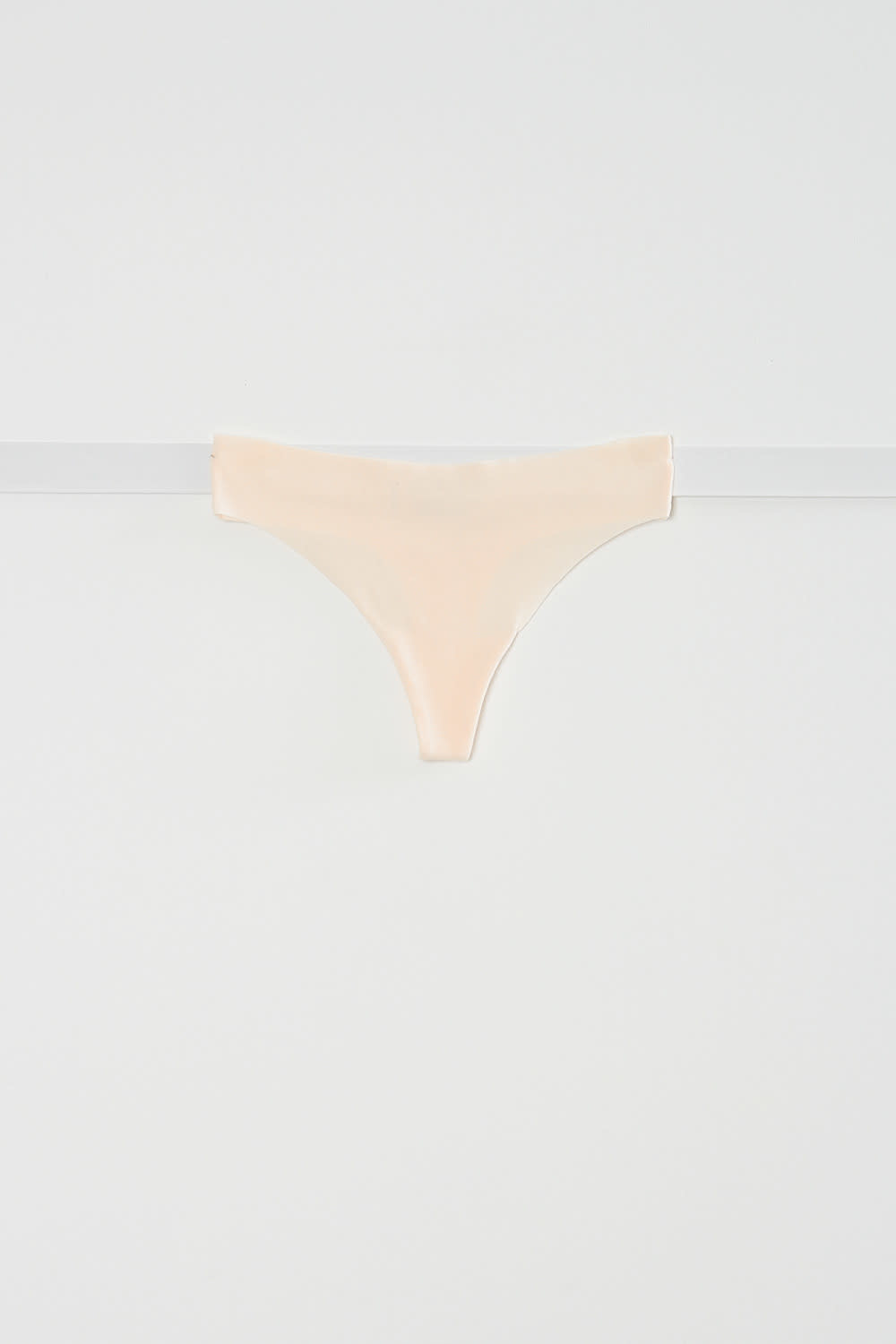 Invisible cotton thong Hanro