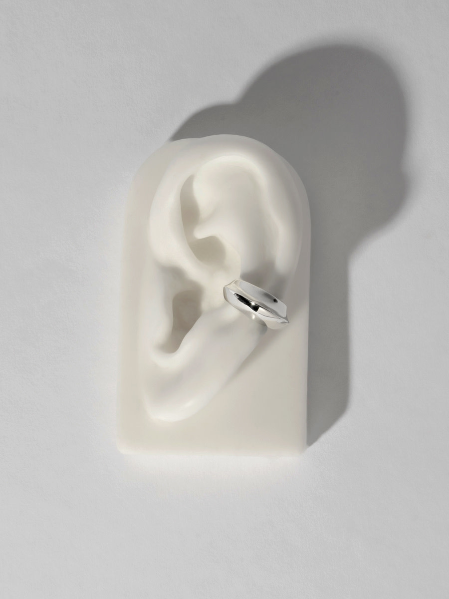  - Aero ear cuff