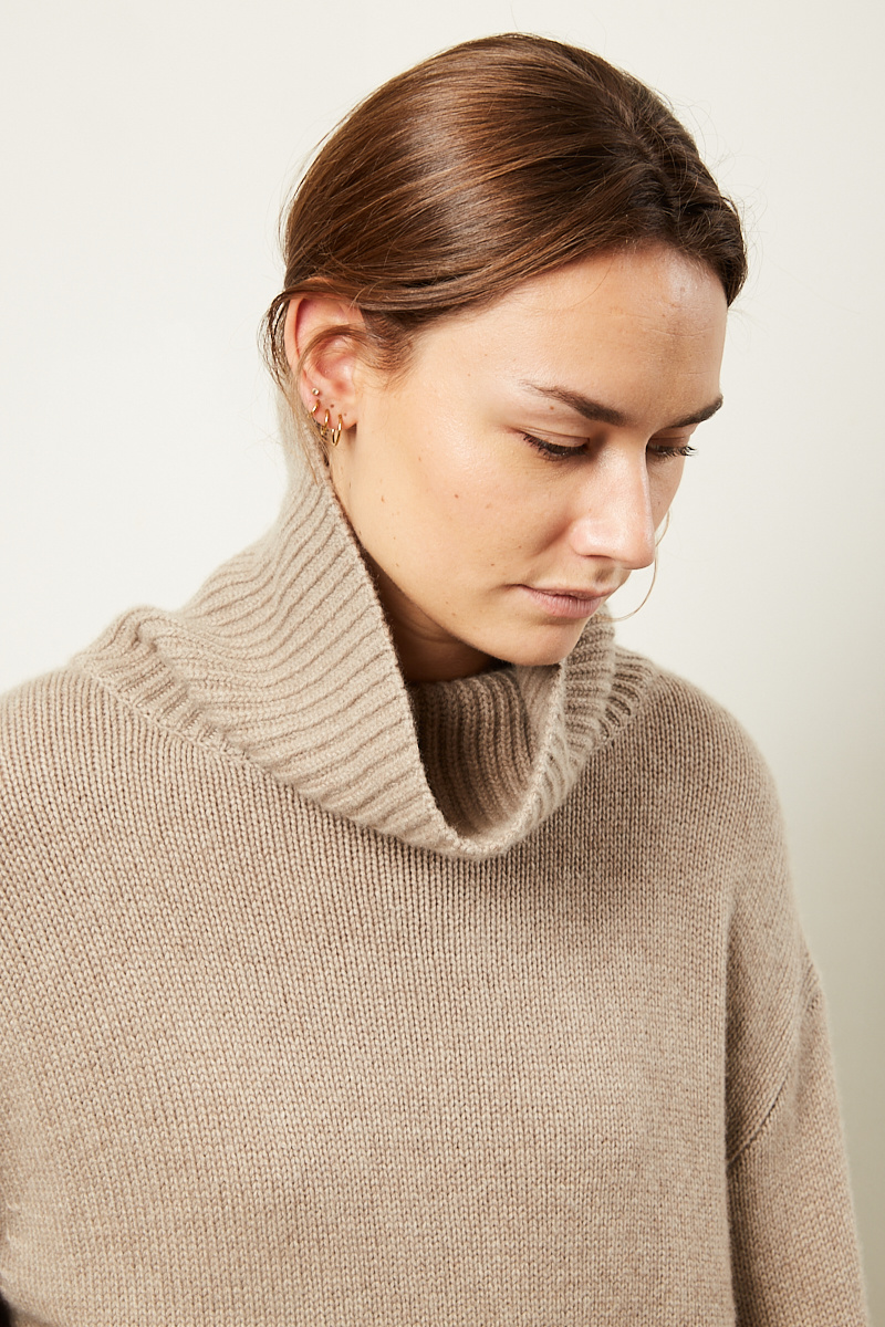 Lisa Yang - Holly sweater