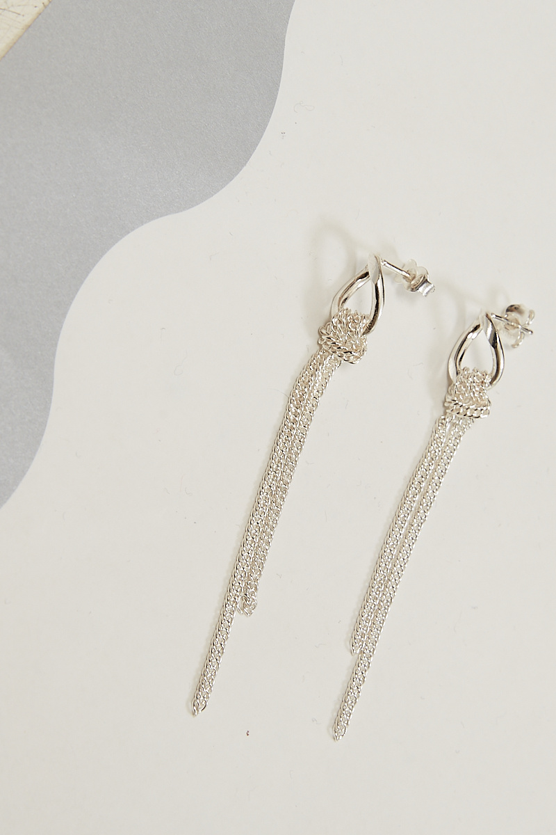 Studio Collect - Knot earrings