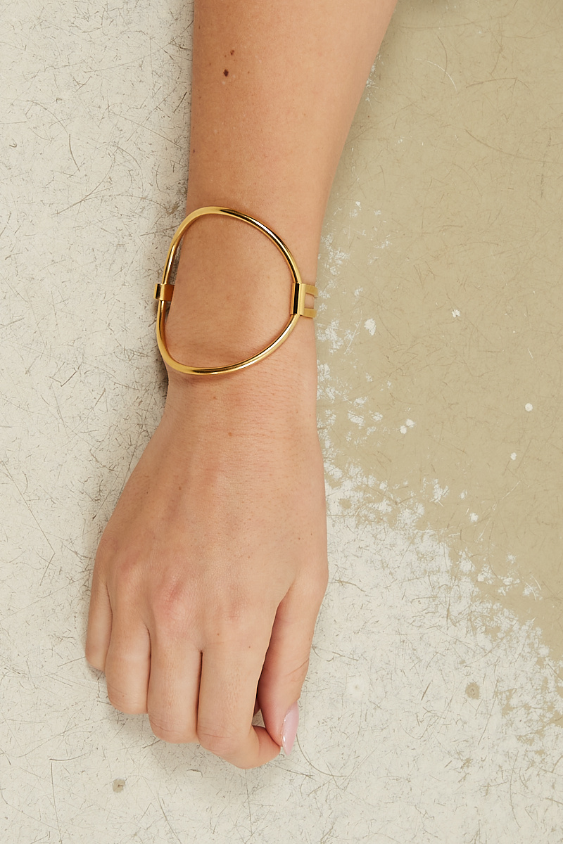  - Bowl statement bangle