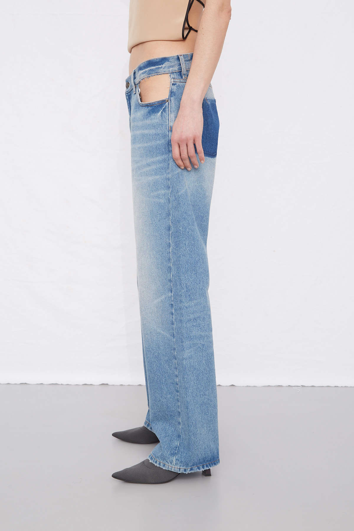 Gauchere - Pocket cut out jeans