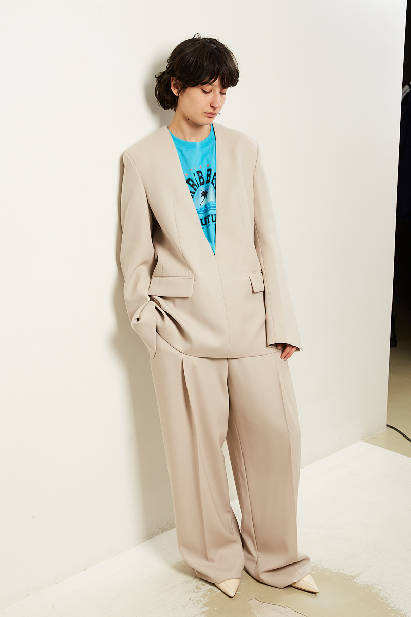  - Fine blazer top