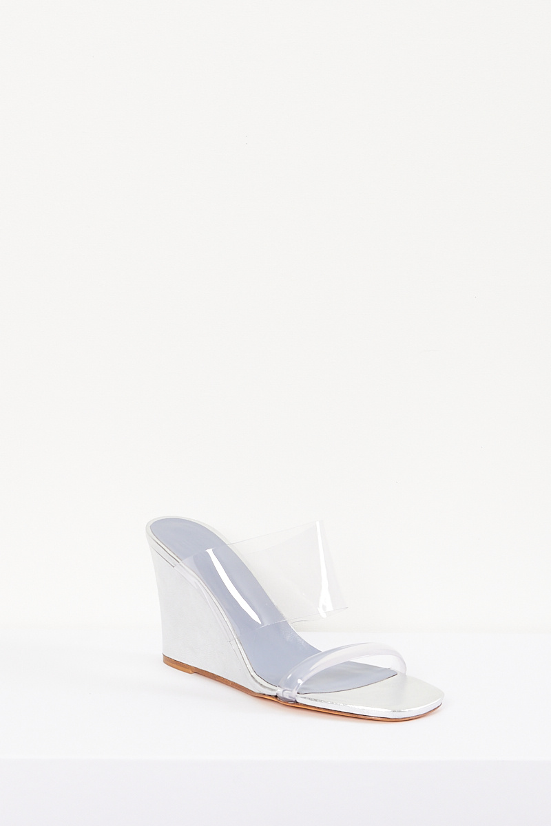  - Olympia wedge