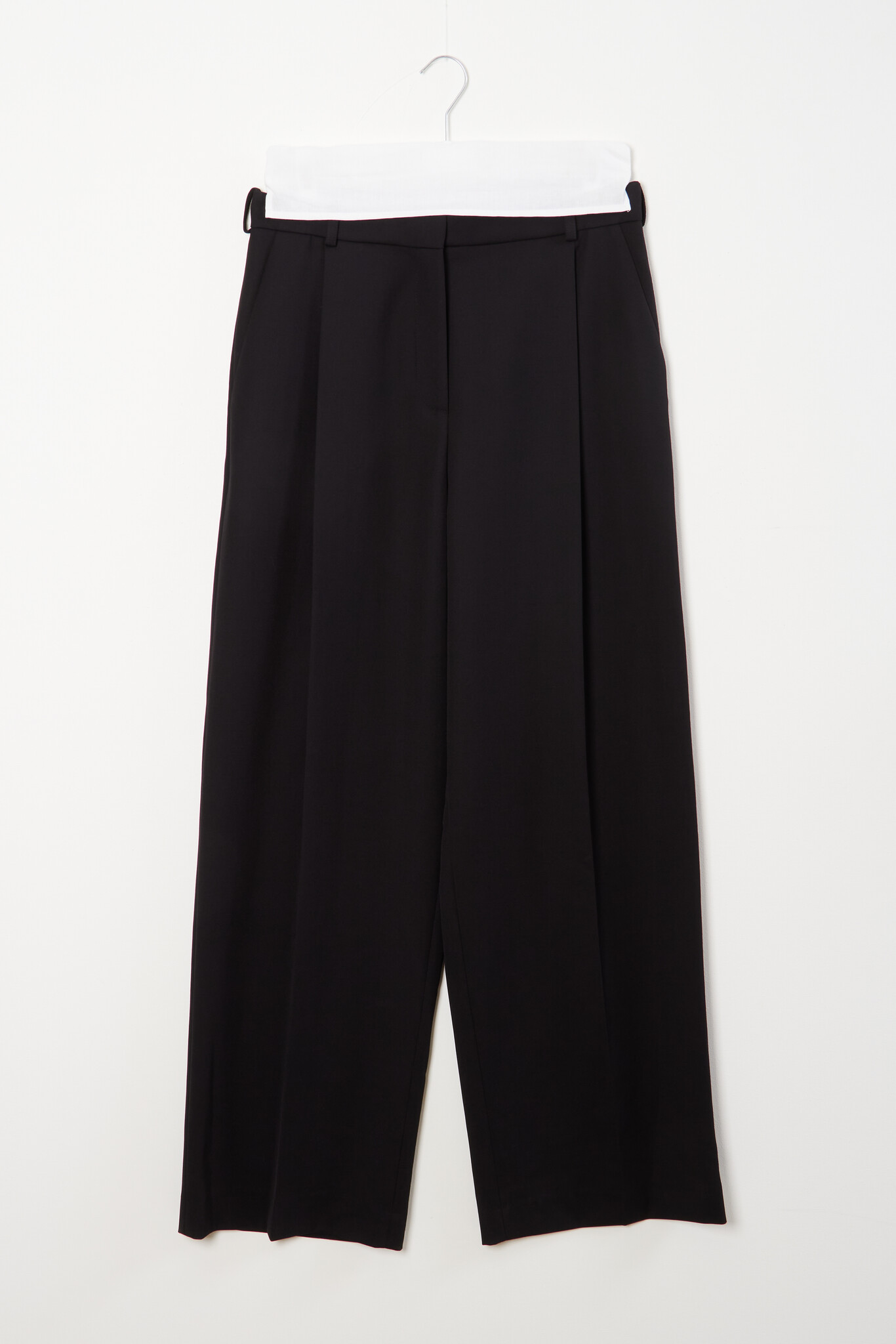  - Ladies classic trousers