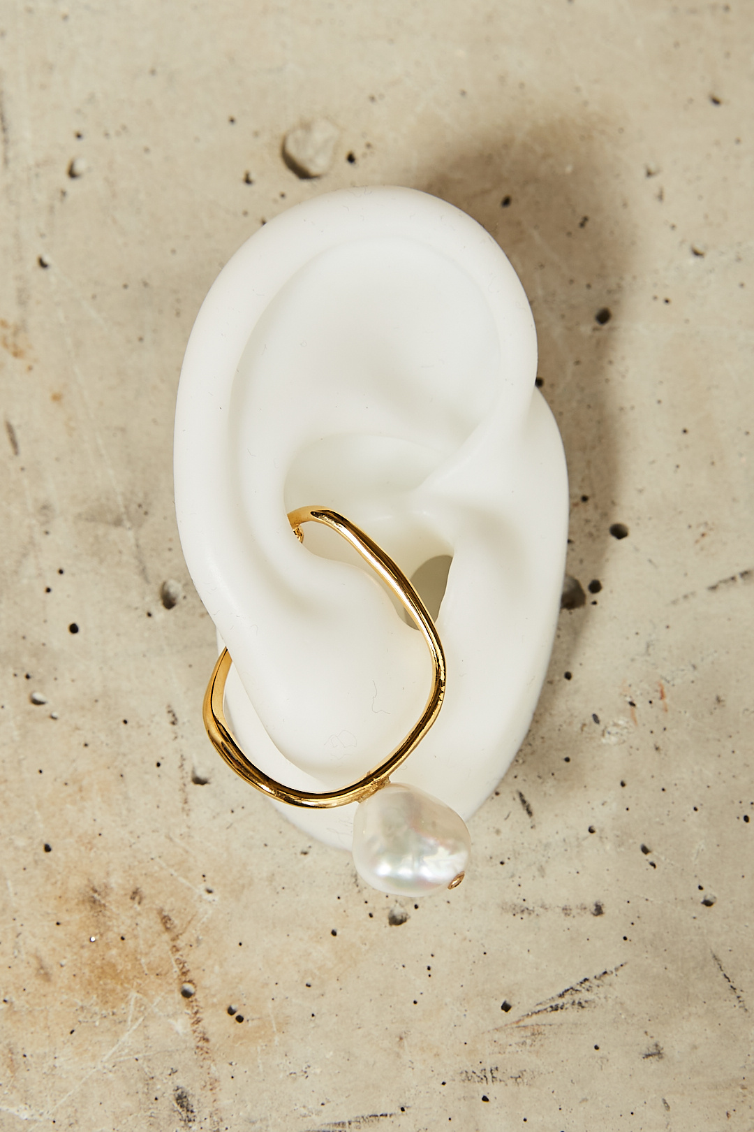  - Sprig perla earrings pair gold plated