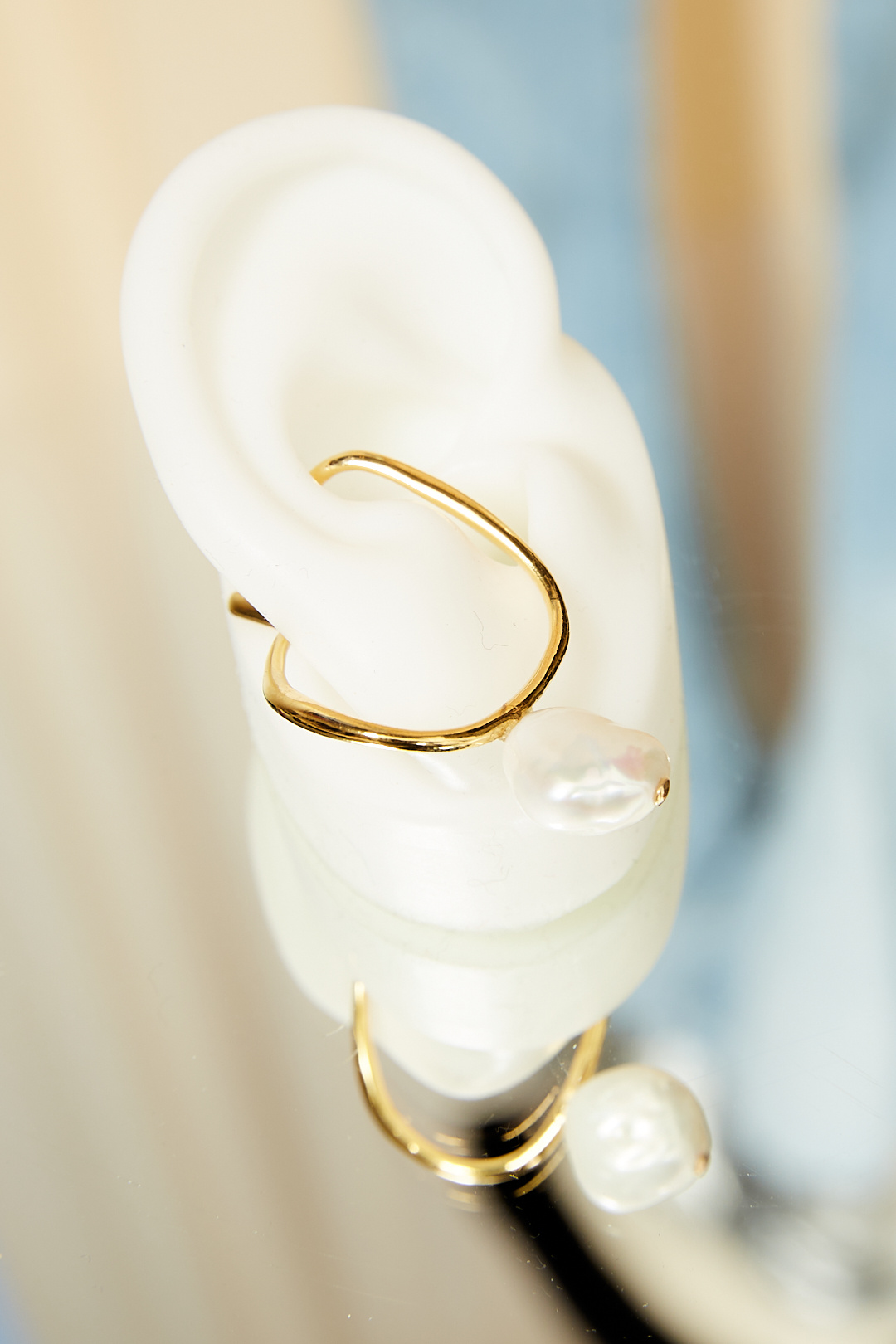 Faris - Sprig perla earrings pair gold plated