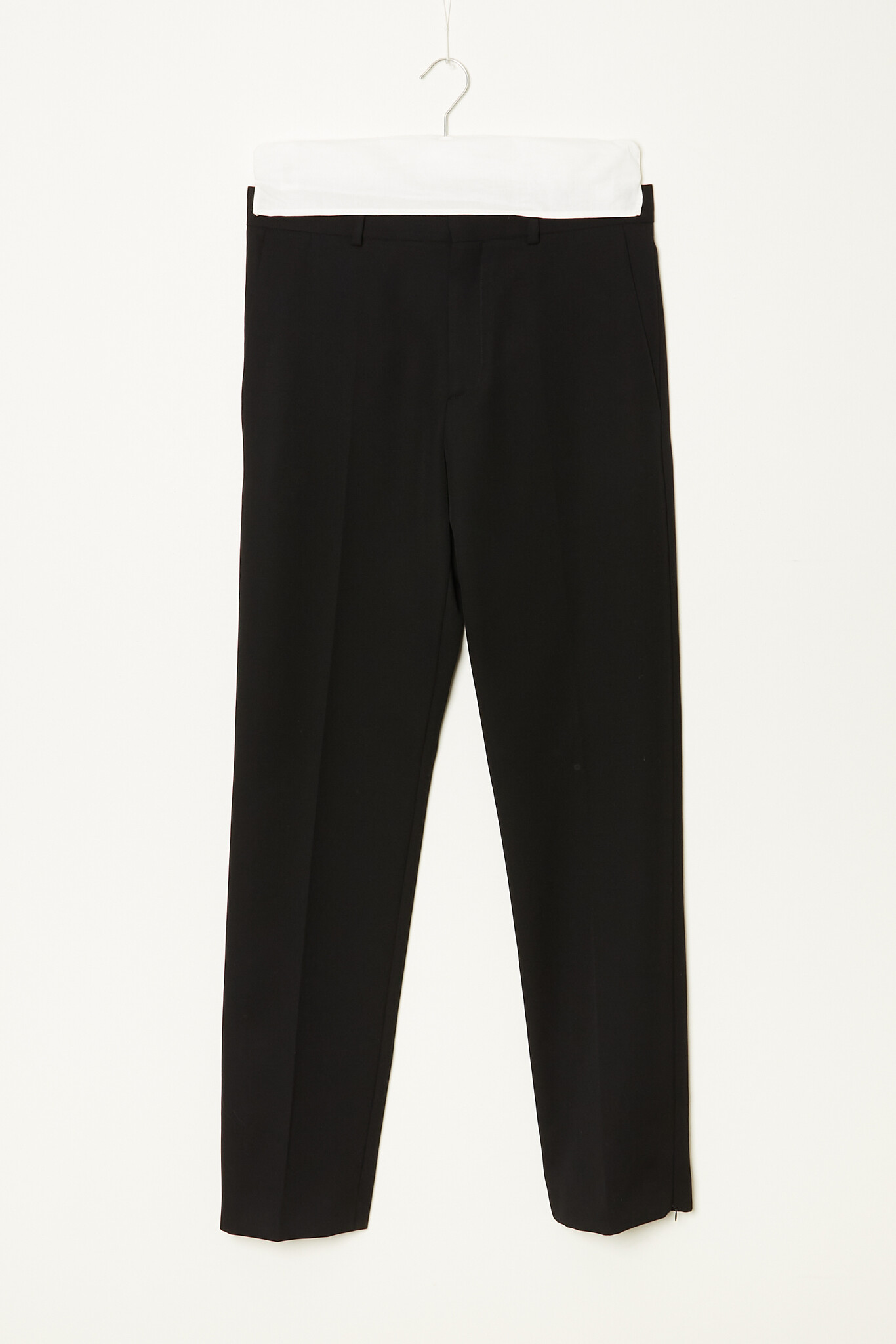  - Slim fit trousers
