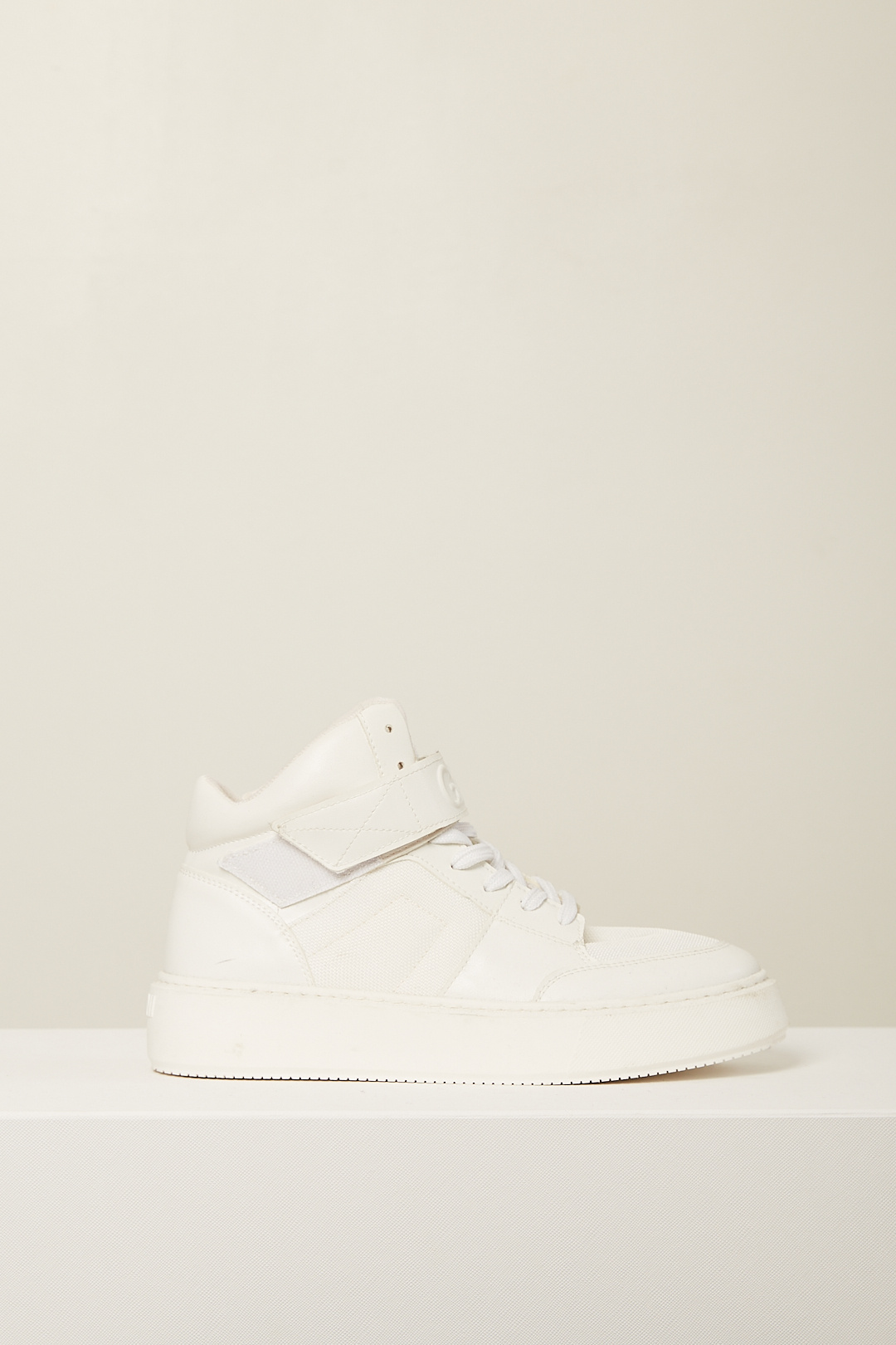 Sporty mix cupsole high top velcro sneaker