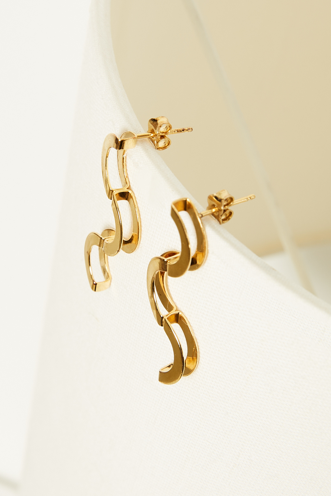  - Wavy earrrings
