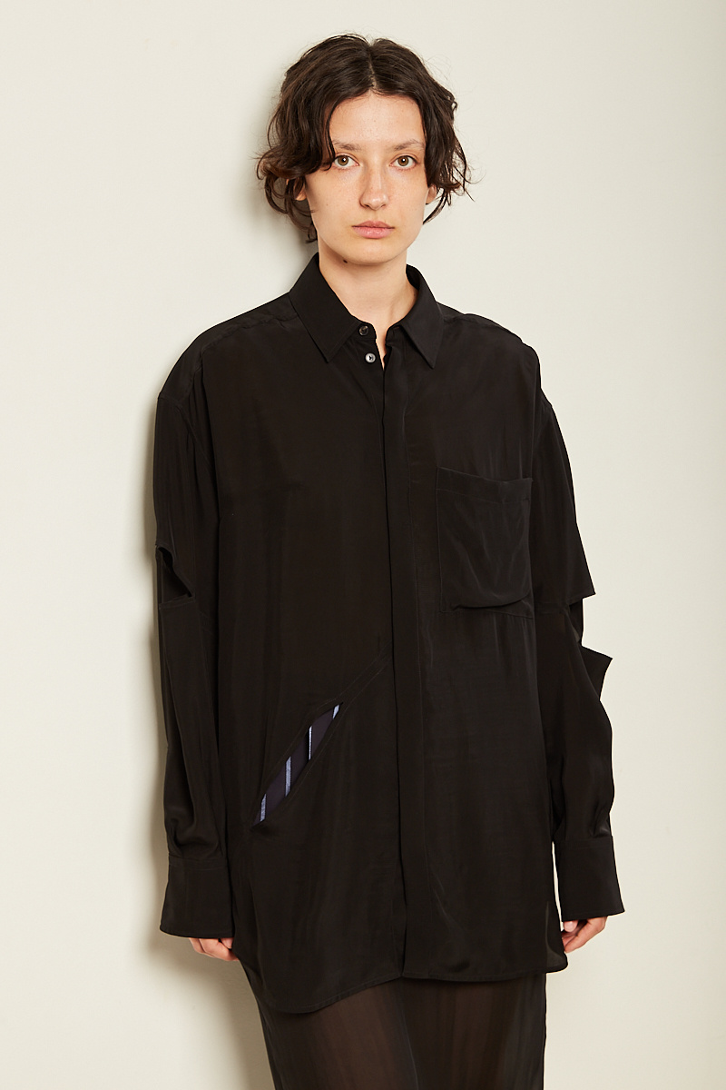  - Oversized slashed shirt