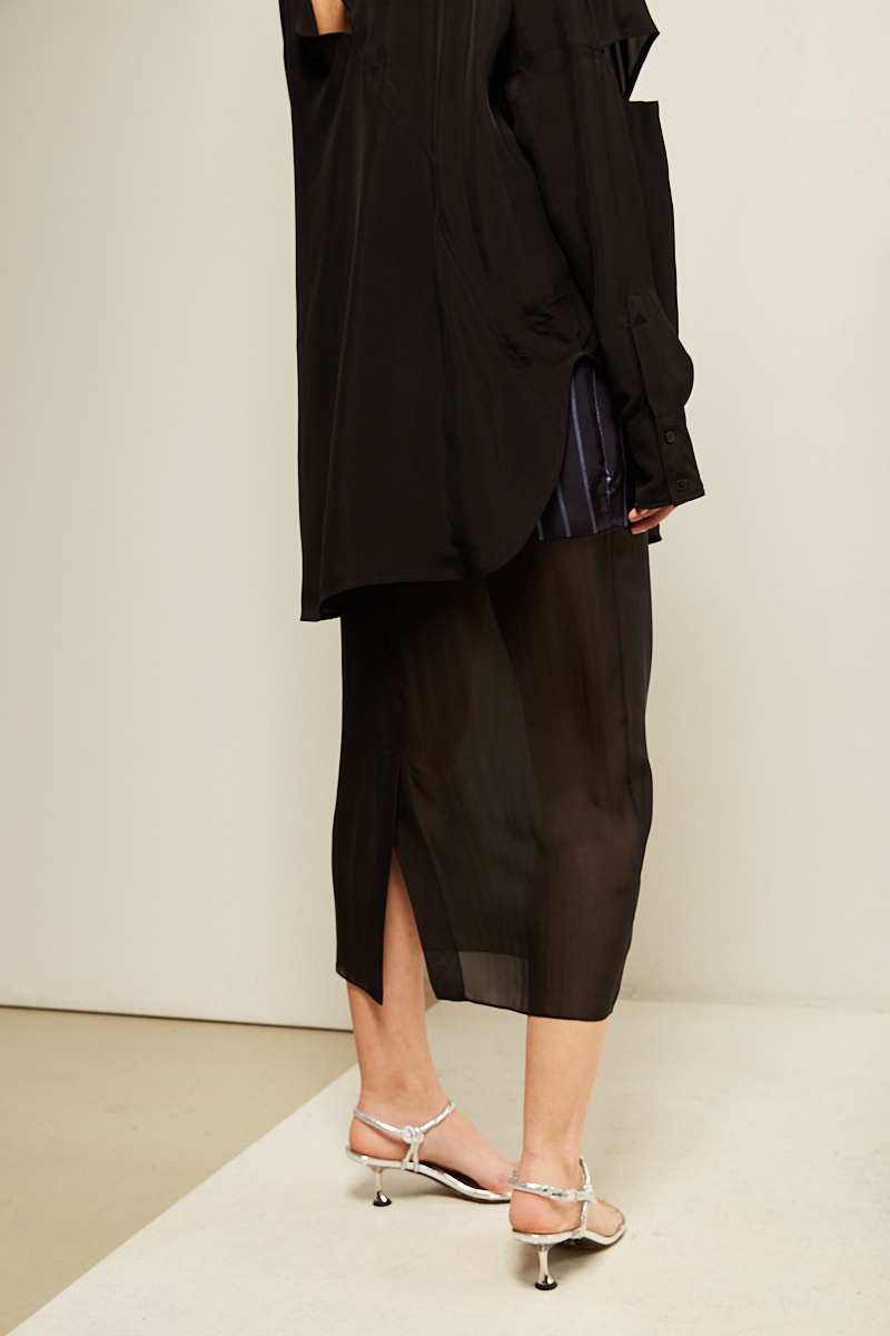  - Oversized slashed shirt