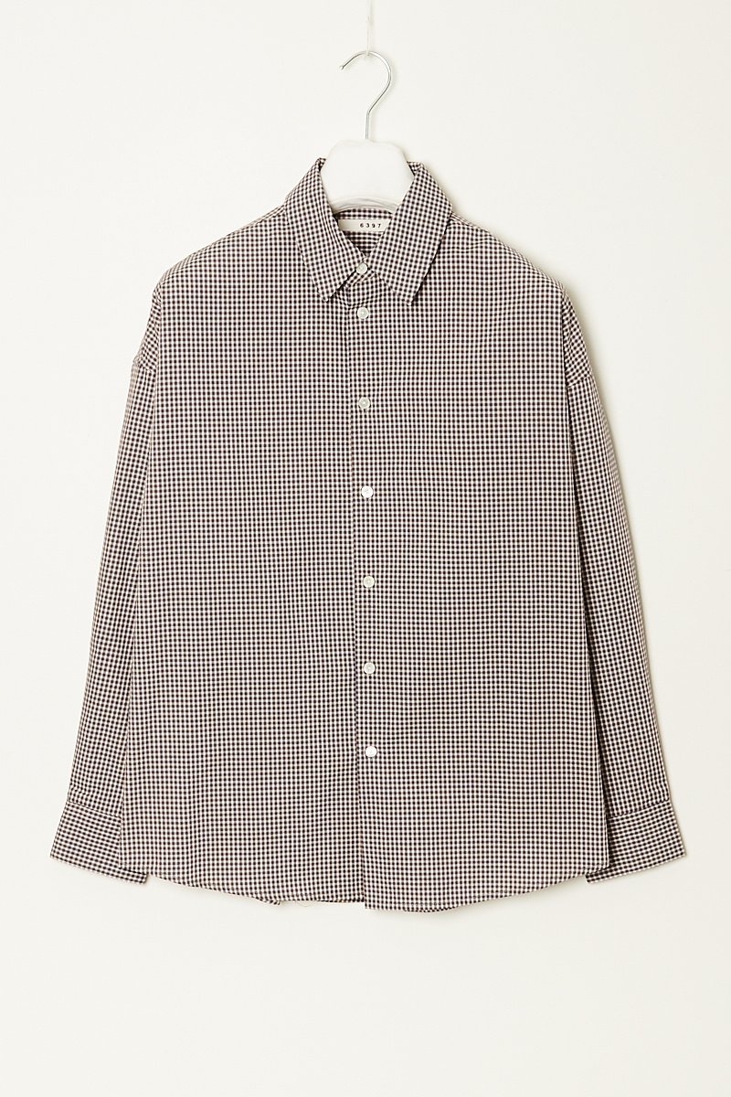 6397 Clean uniform shirt