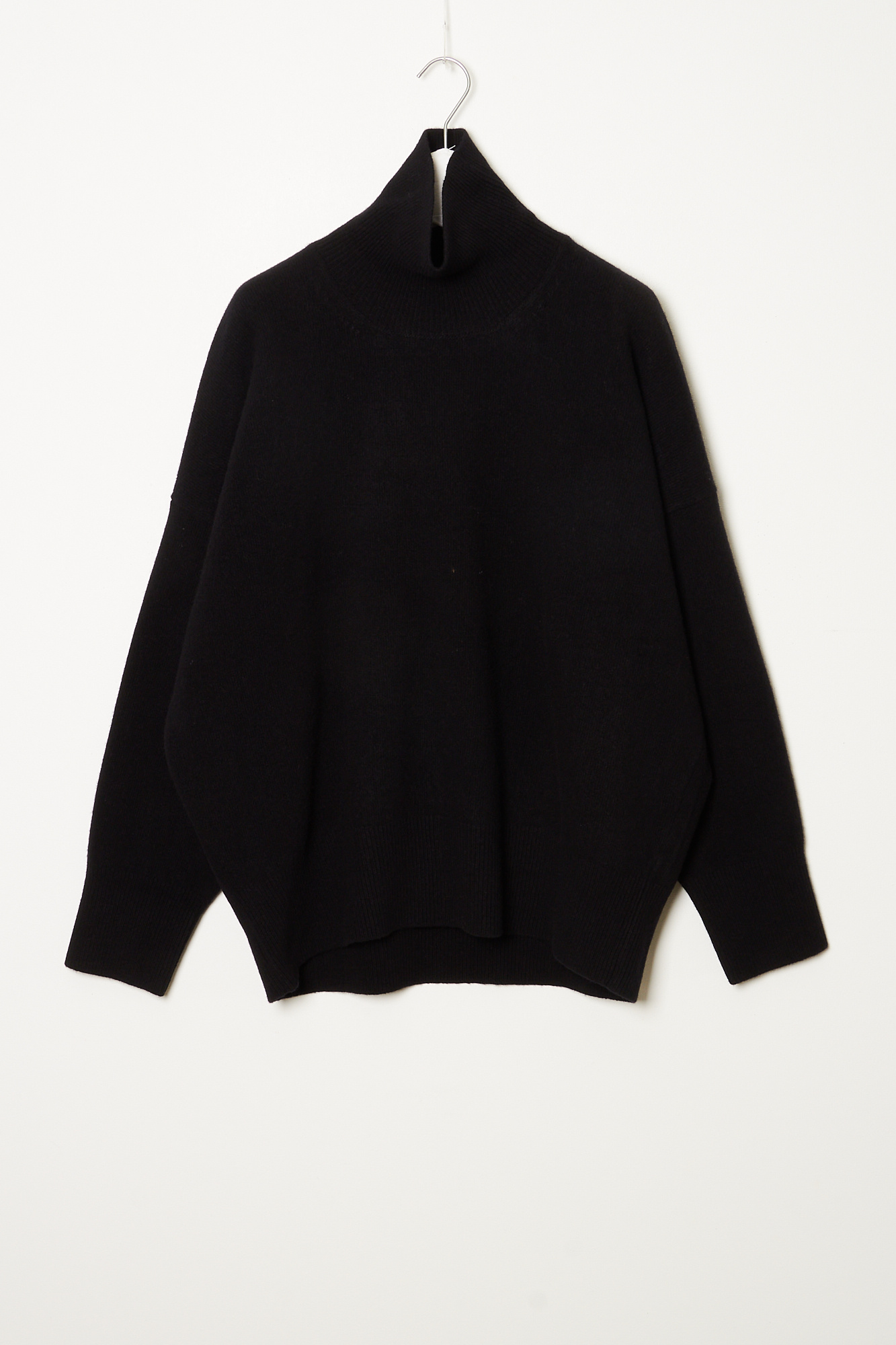 Classic turtleneck sweater 2025