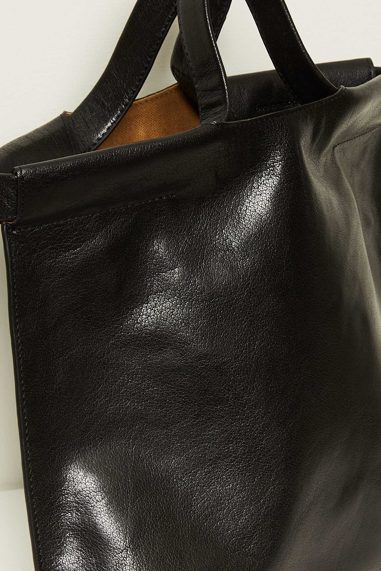 Bea Mombaers - Shopper S