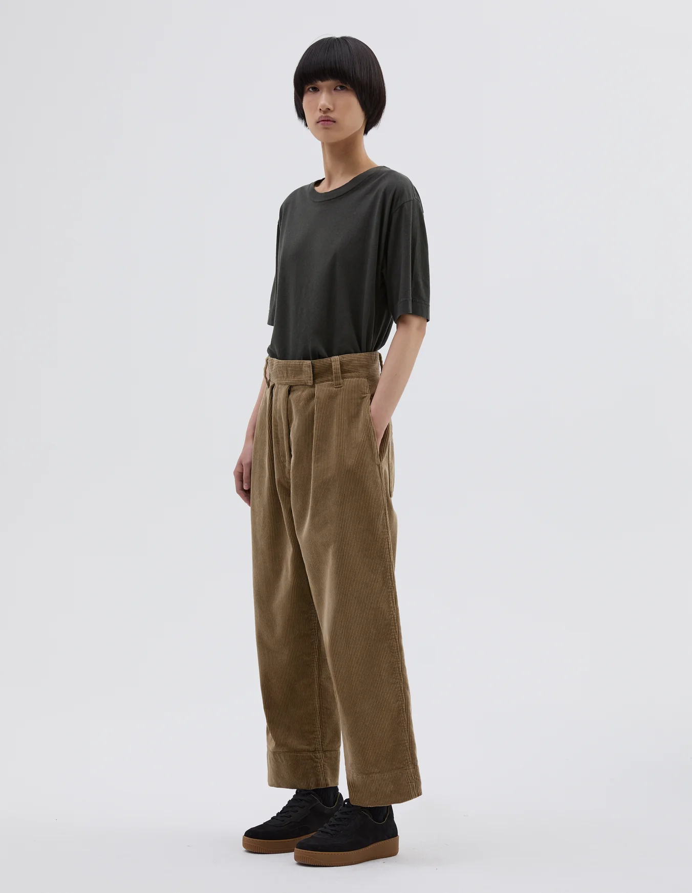 Margaret Howell - MHL pleated crop trousers