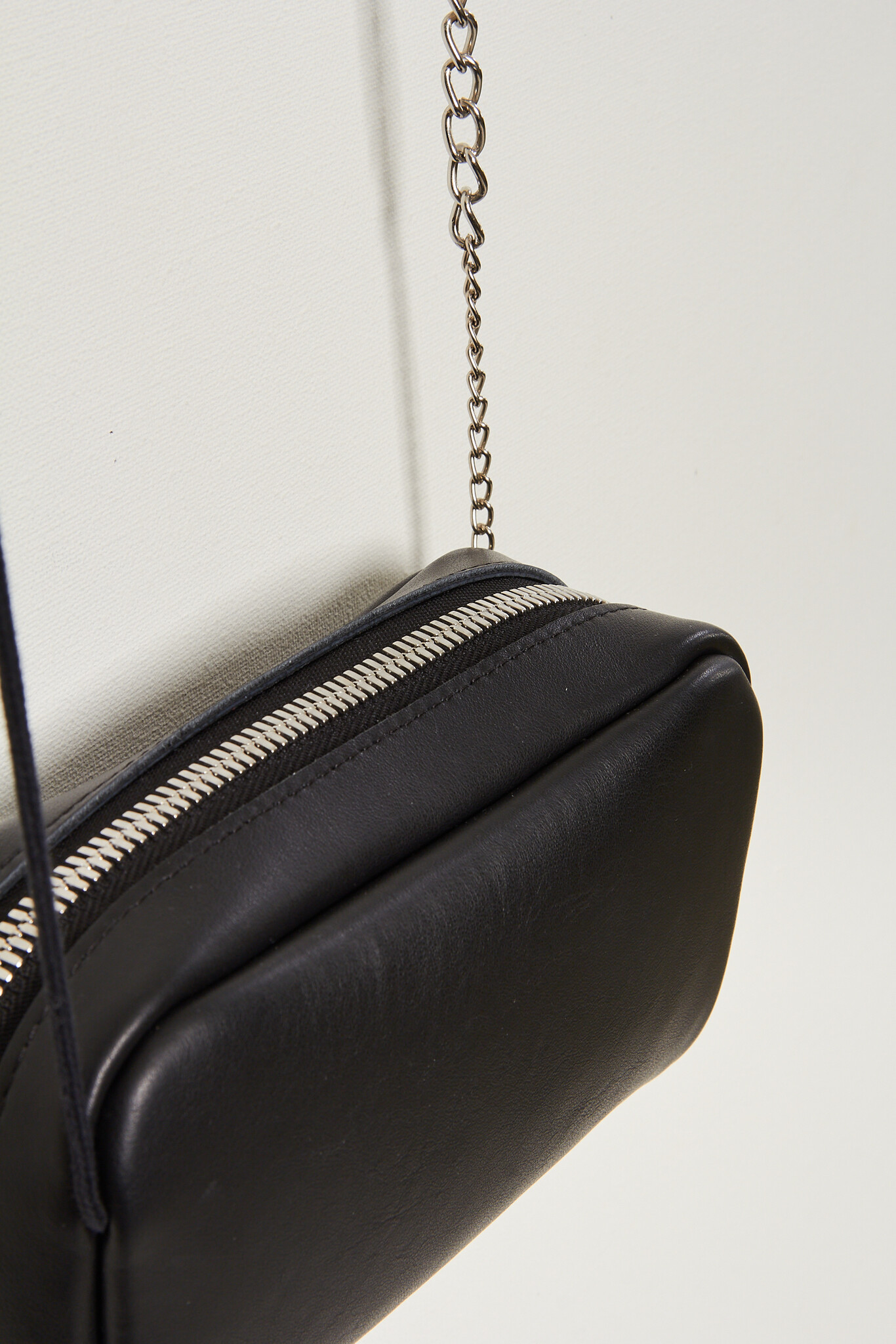  - 0034 Mini leather