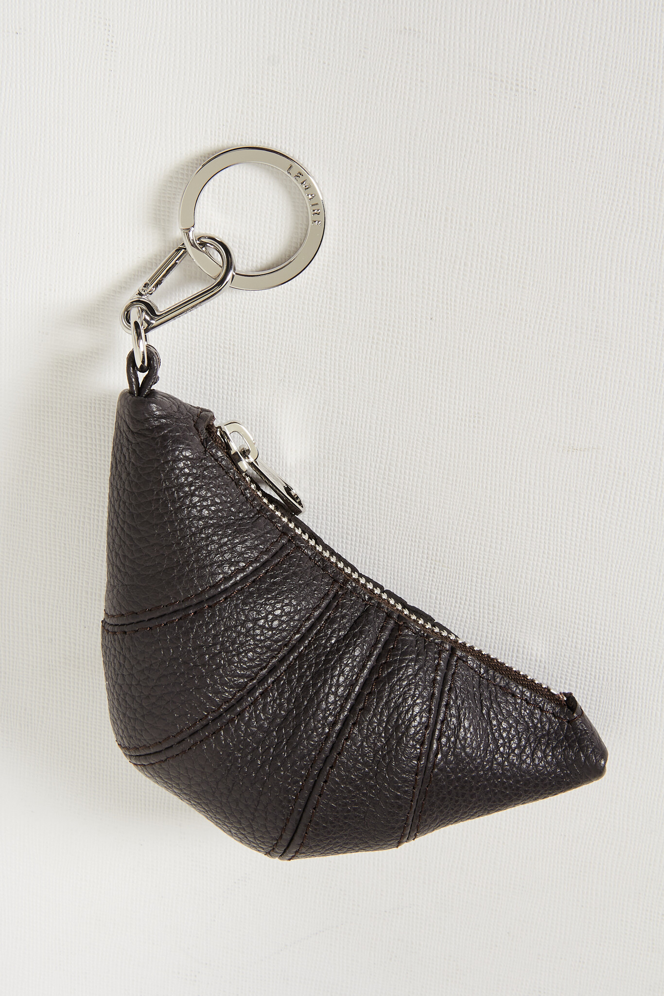 LEMAIRE　 MINI CROISSANT KEYRING 28360993_57795215_600.jpg