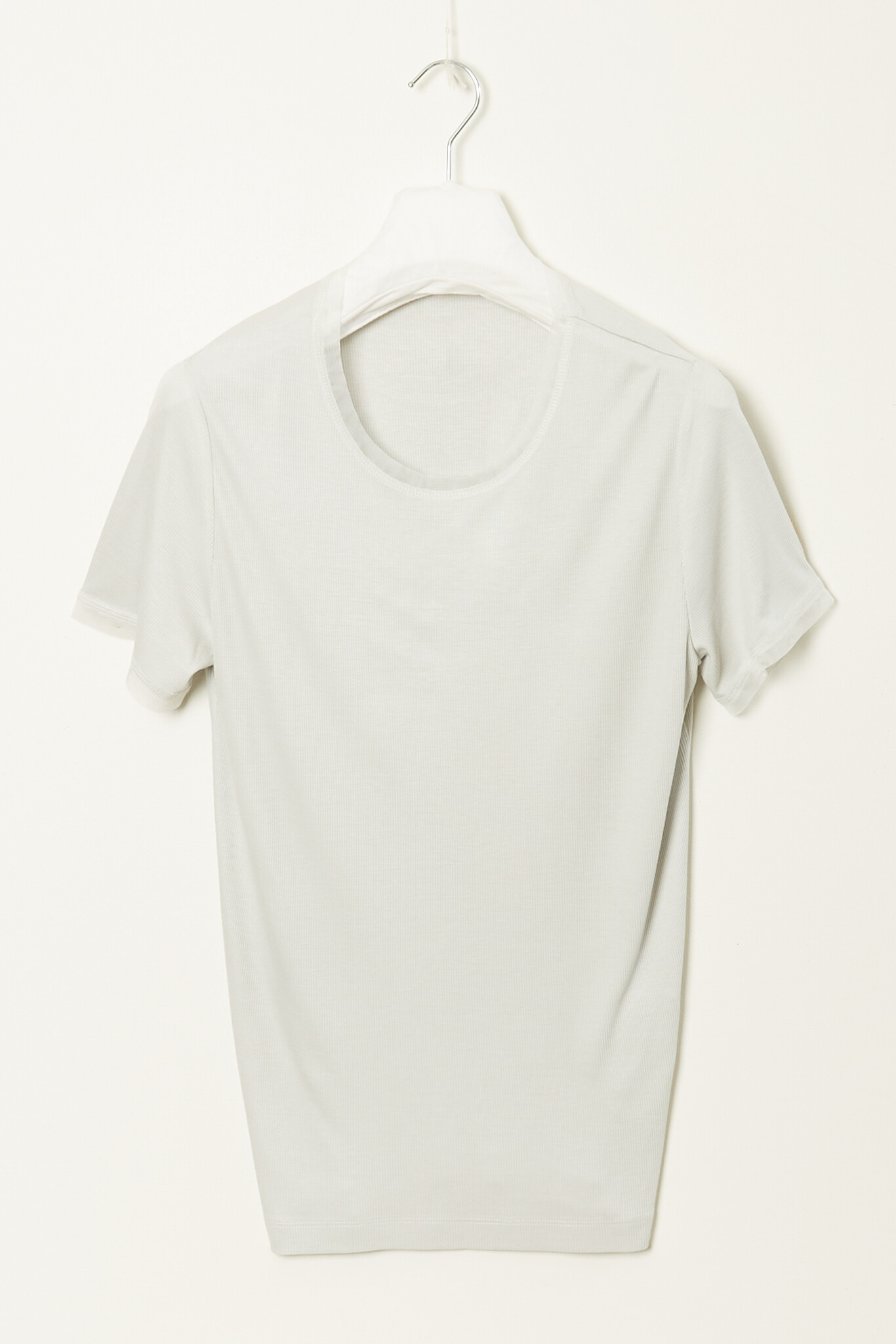 Remain - Mesh trim Tshirt
