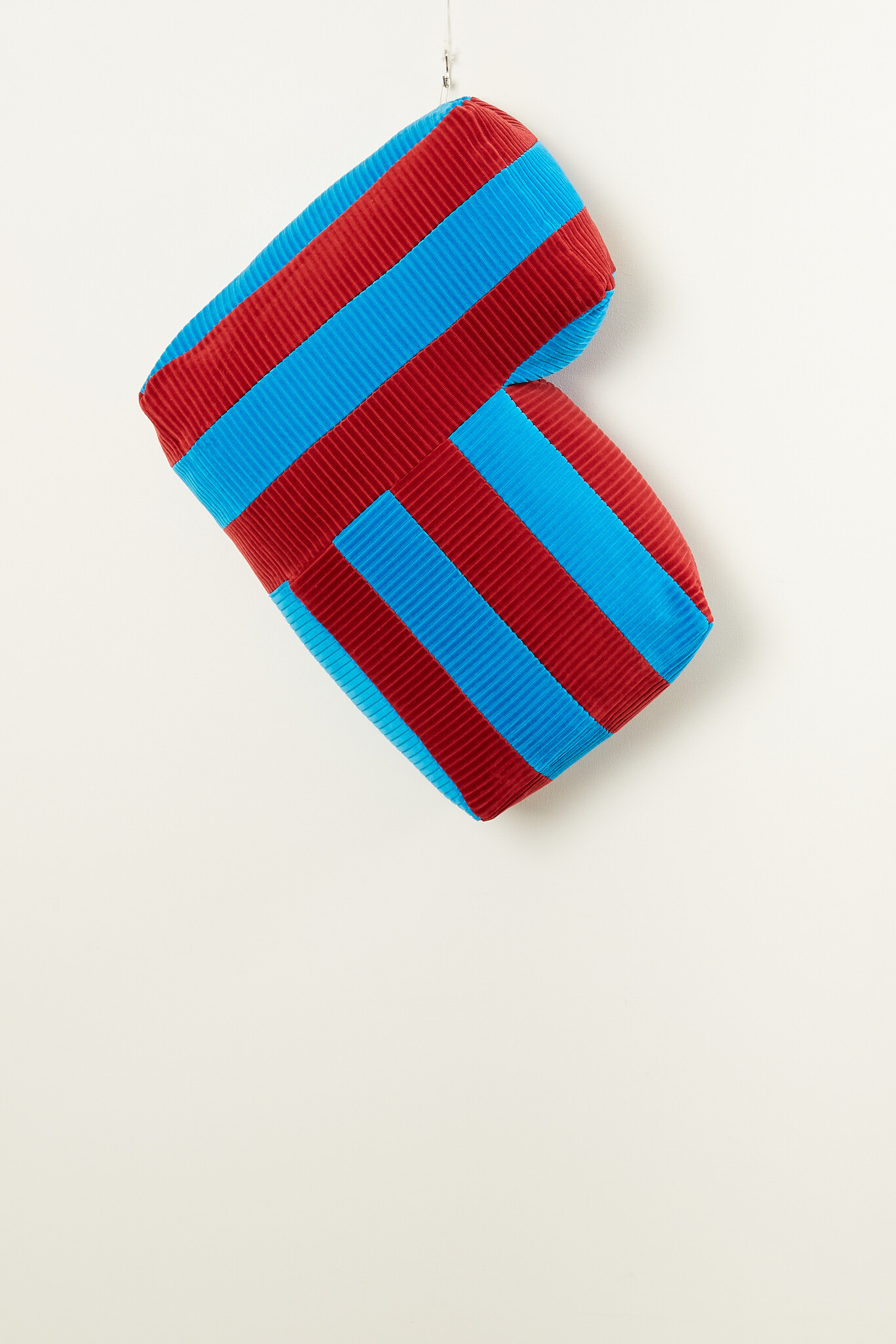 Wiener times WW Cushion Flogl geometrisch bookshelf
