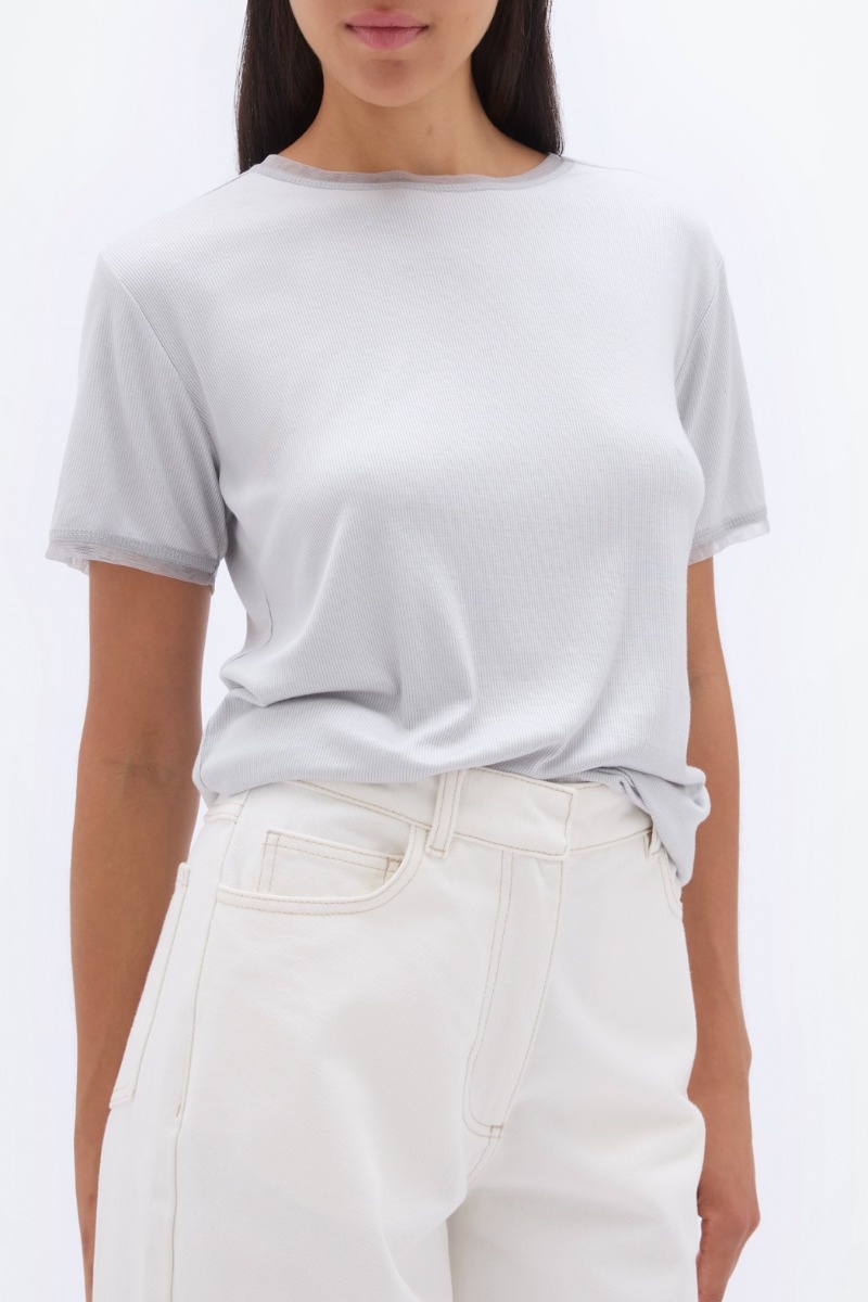 Remain - Mesh trim Tshirt