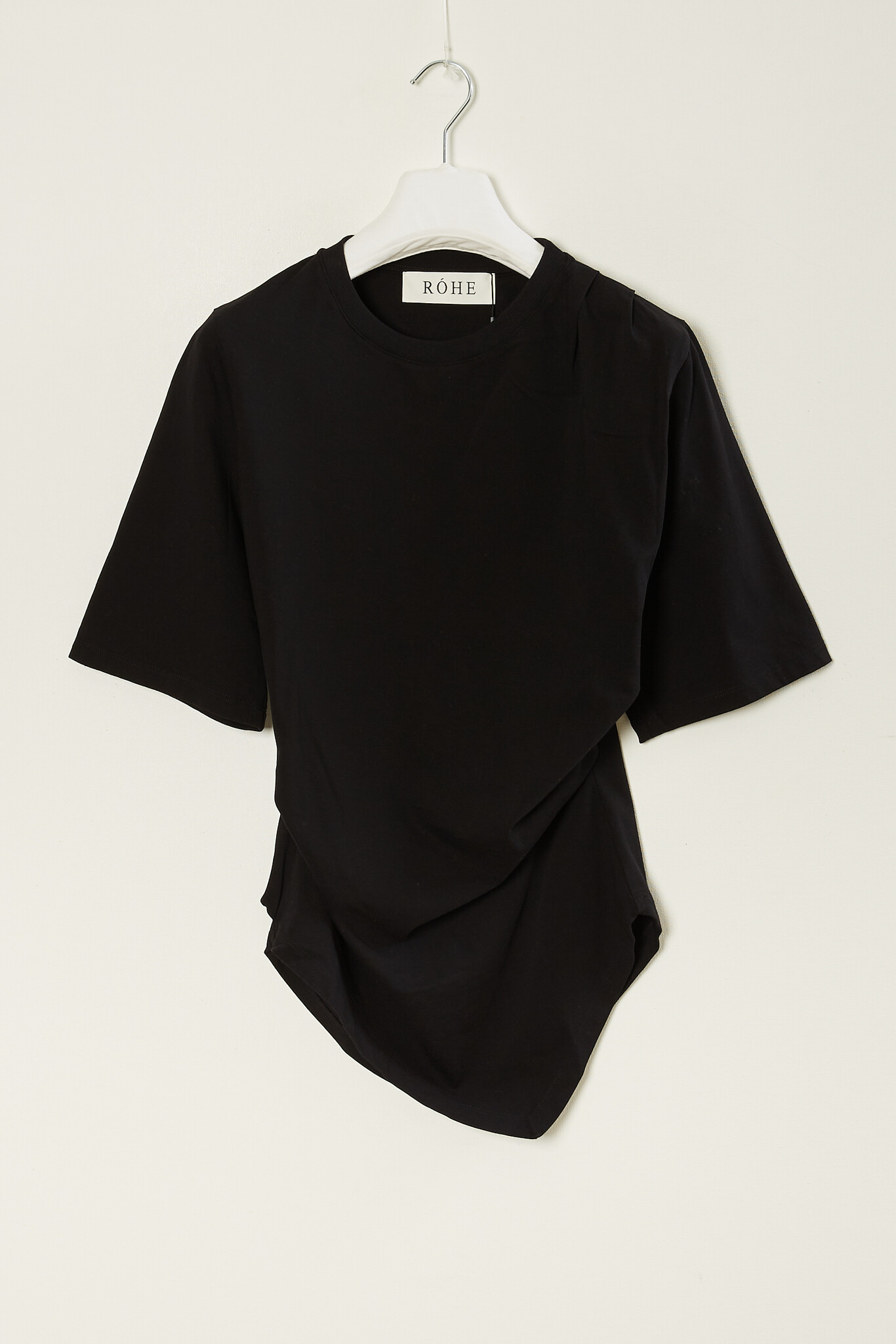 Róhe - Re invented twisted t-shirt
