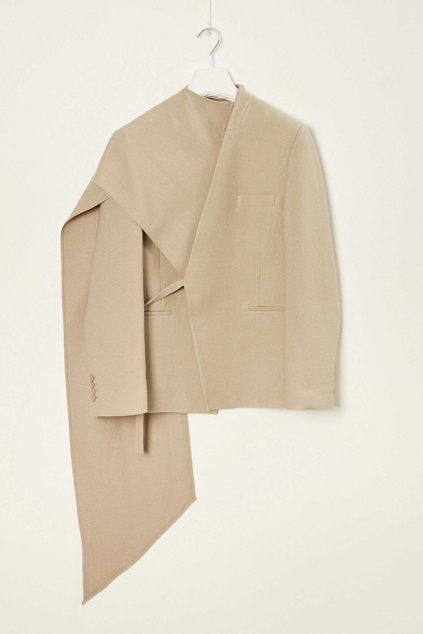 Christian Wijnants - Jillos draped scarf blazer