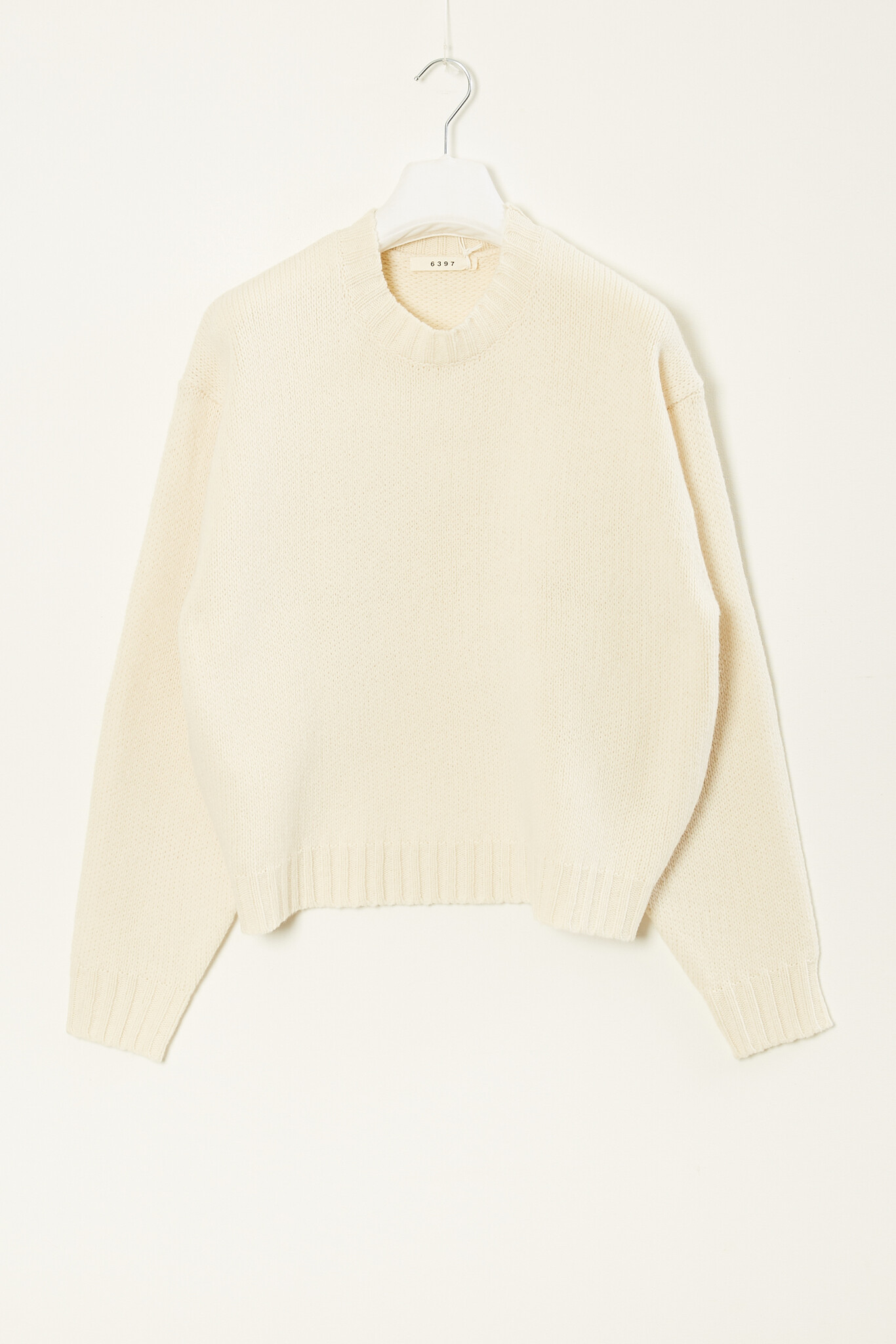 6397 - High crew pullover