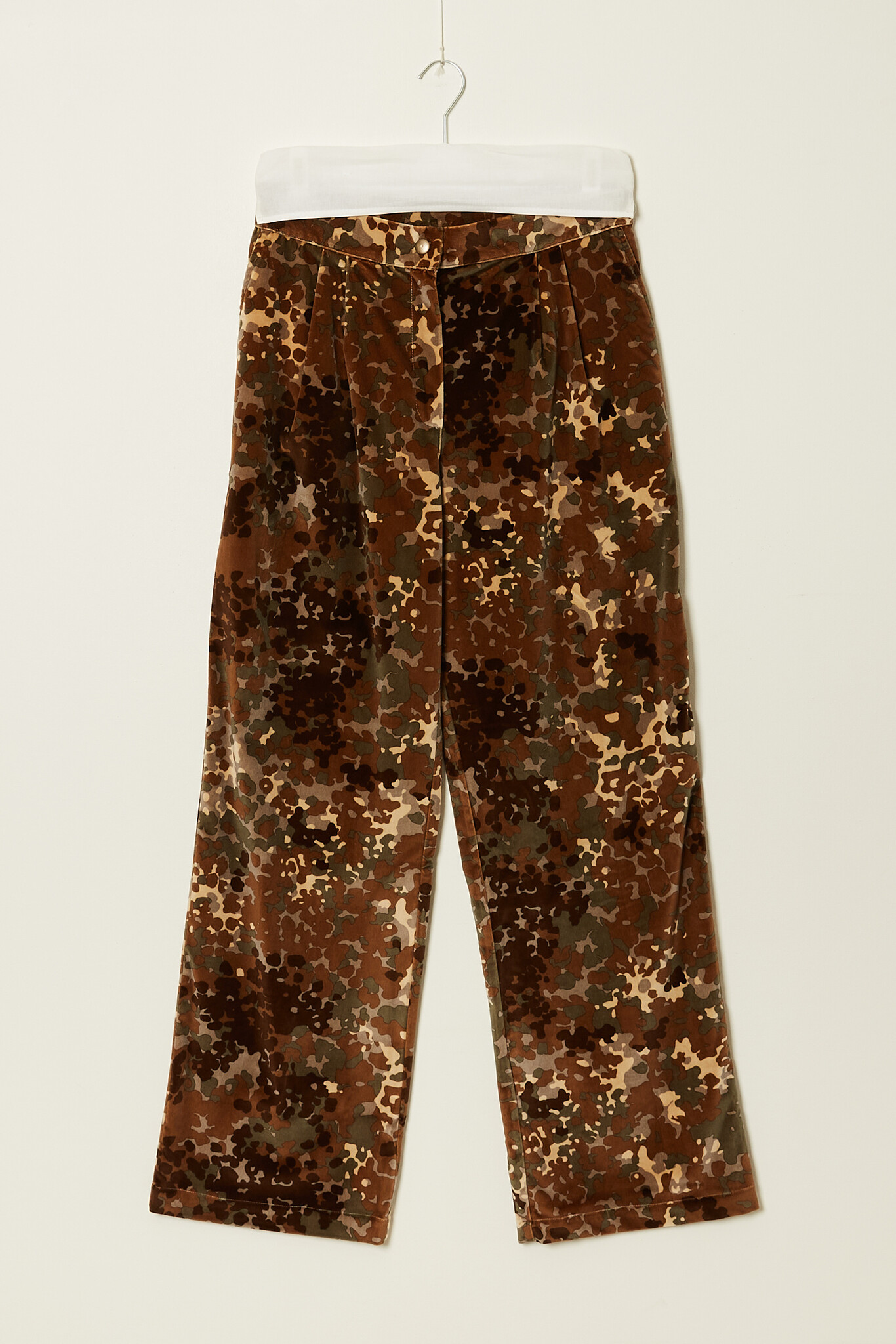 Camu velvet oversized pants