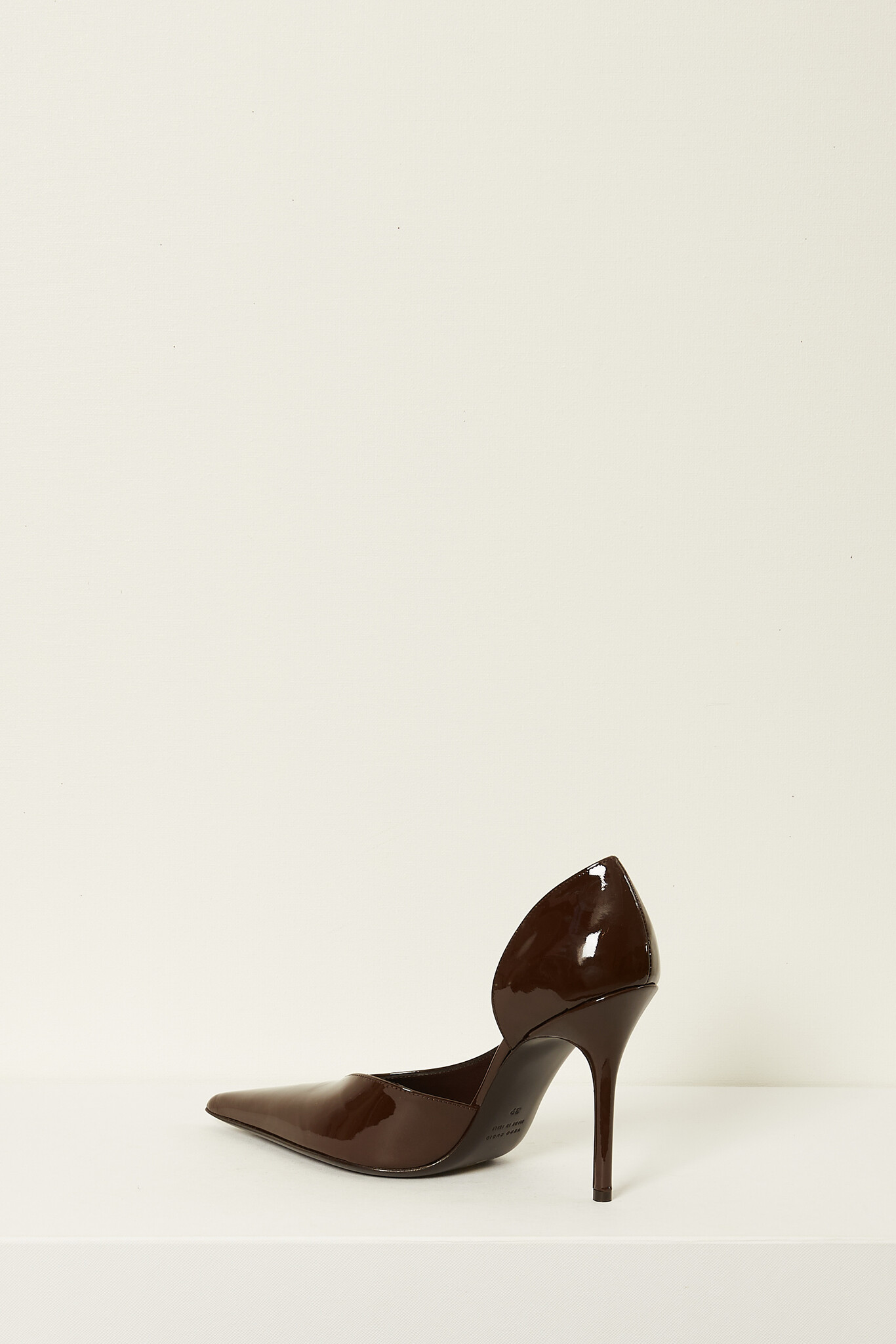  - Barbara pumps