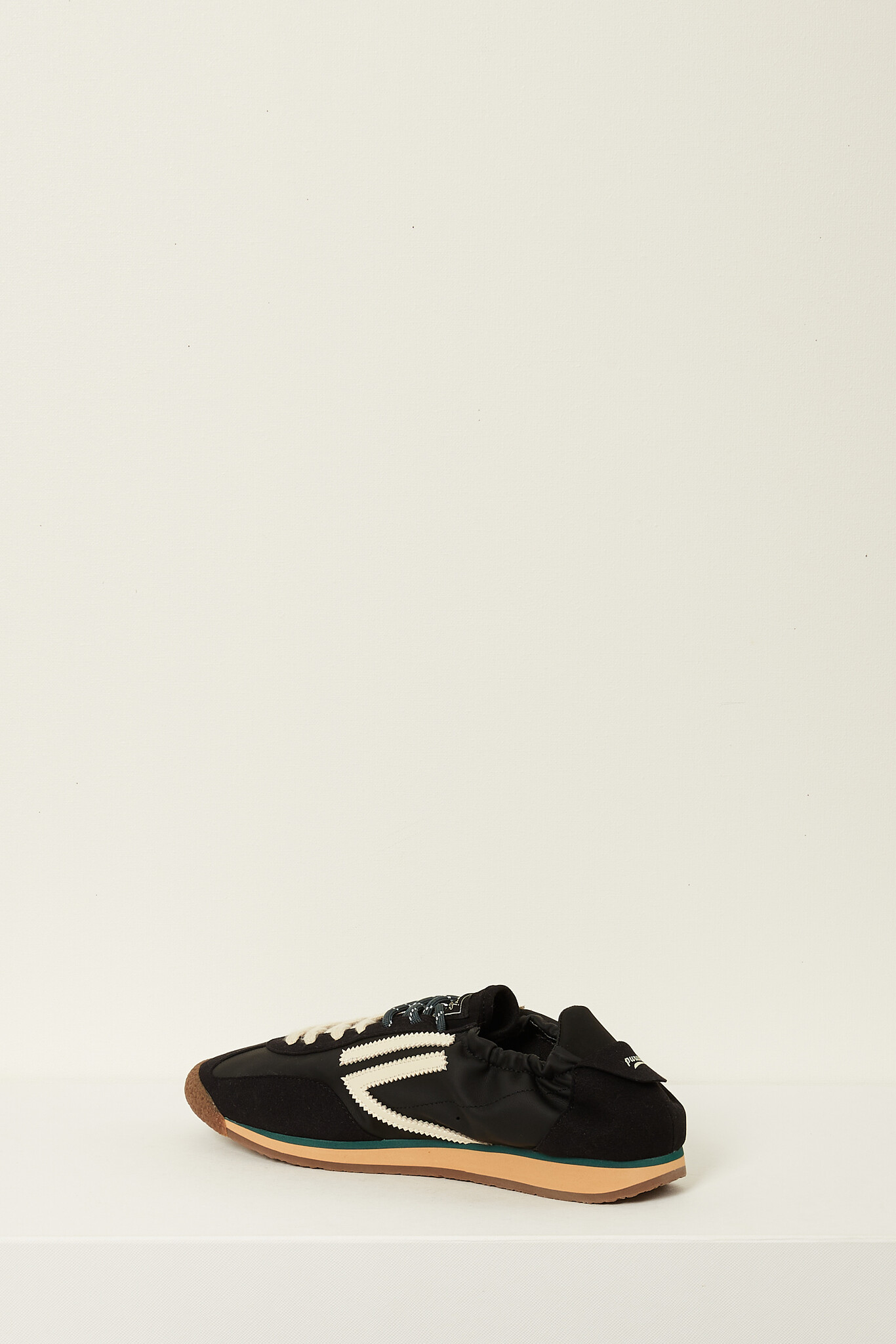 Puraai - 6.02 Panther sneakers