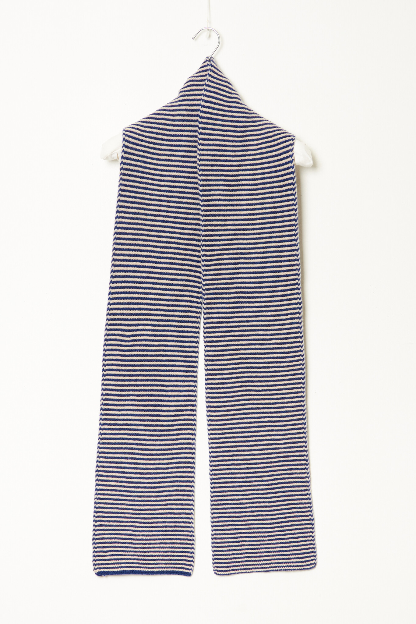 Jo Gordon - 10 MAC Large Garter Stitch Scarf