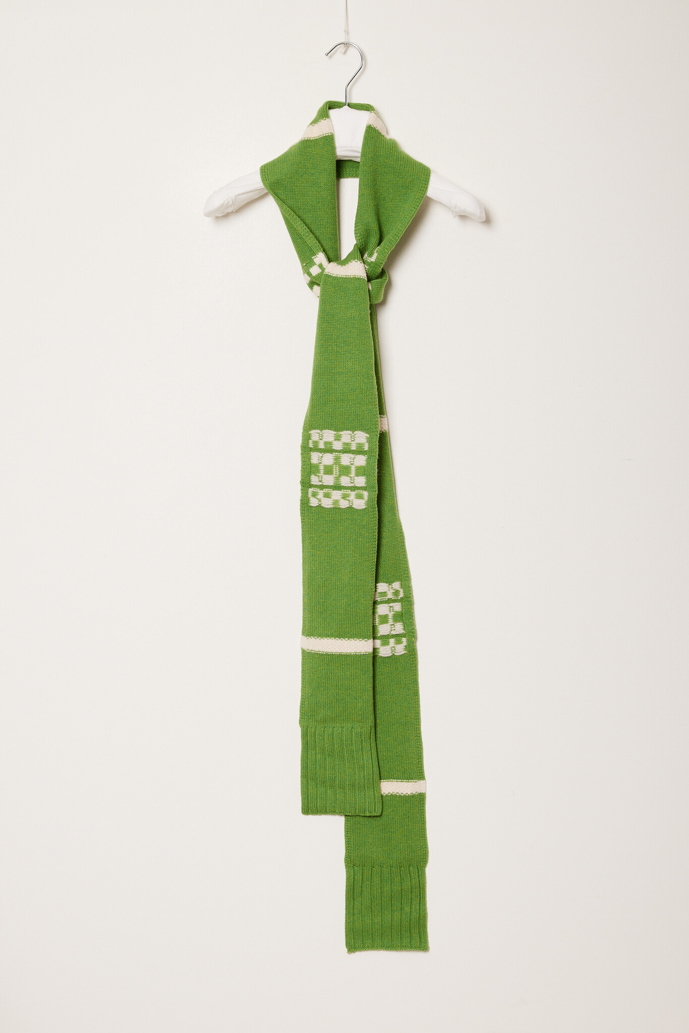 B.B. Wallace Doig scarve