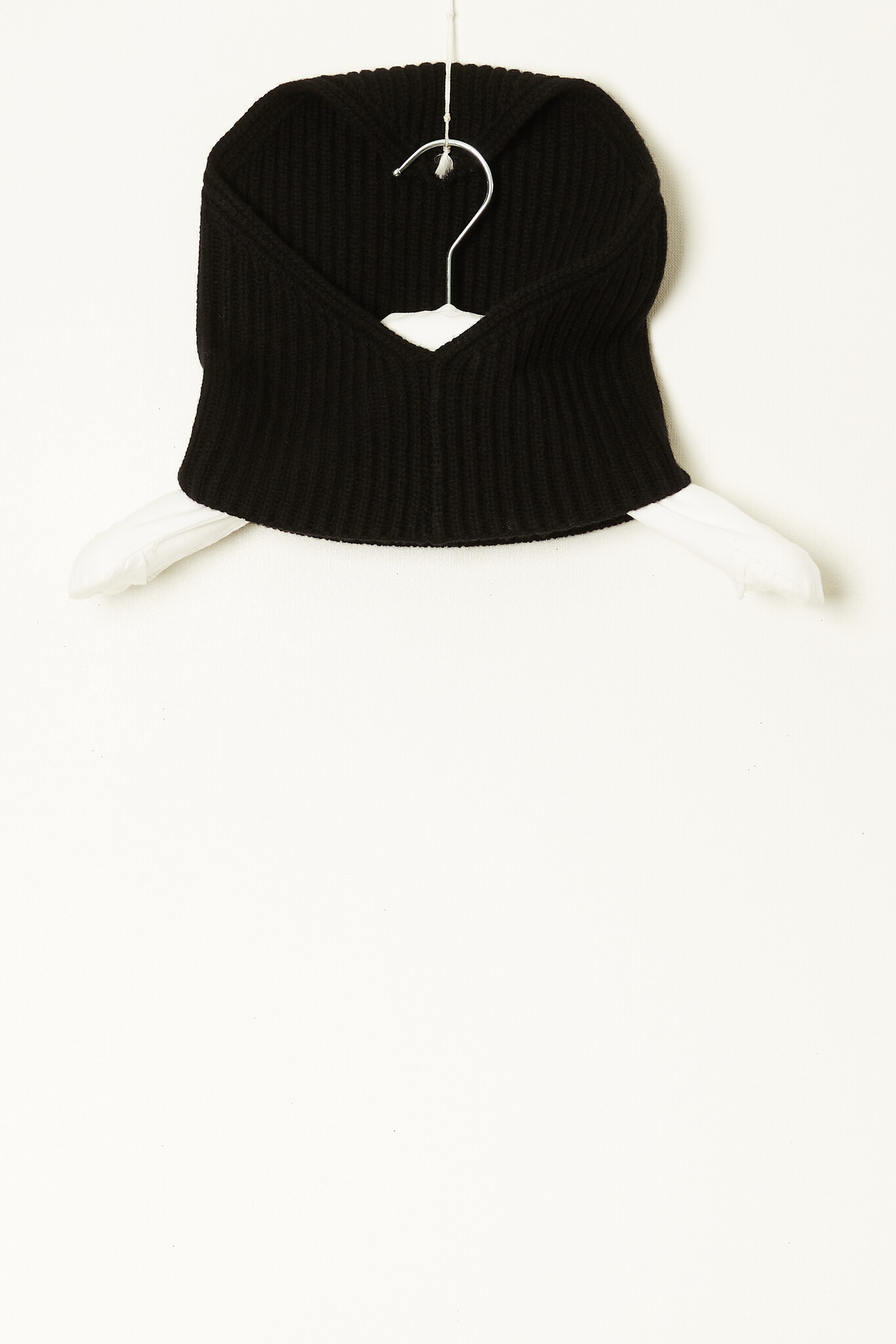 Christian Wijnants Kapri knitted scarf hat