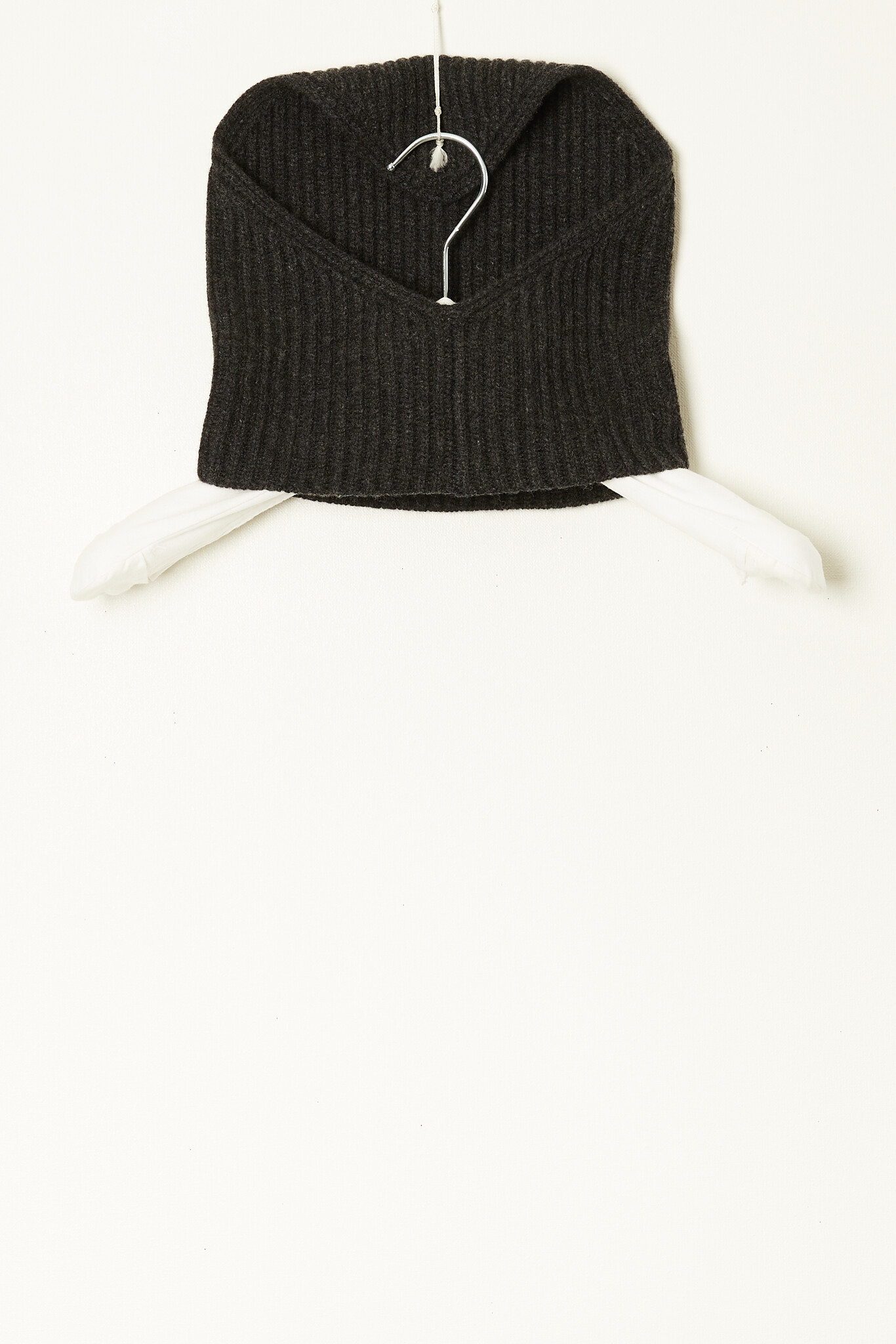 Christian Wijnants Kapri knitted scarf hat