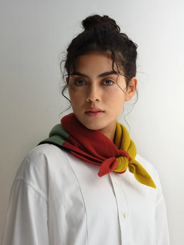 Jo Gordon - 43 SKI Square neckerchief