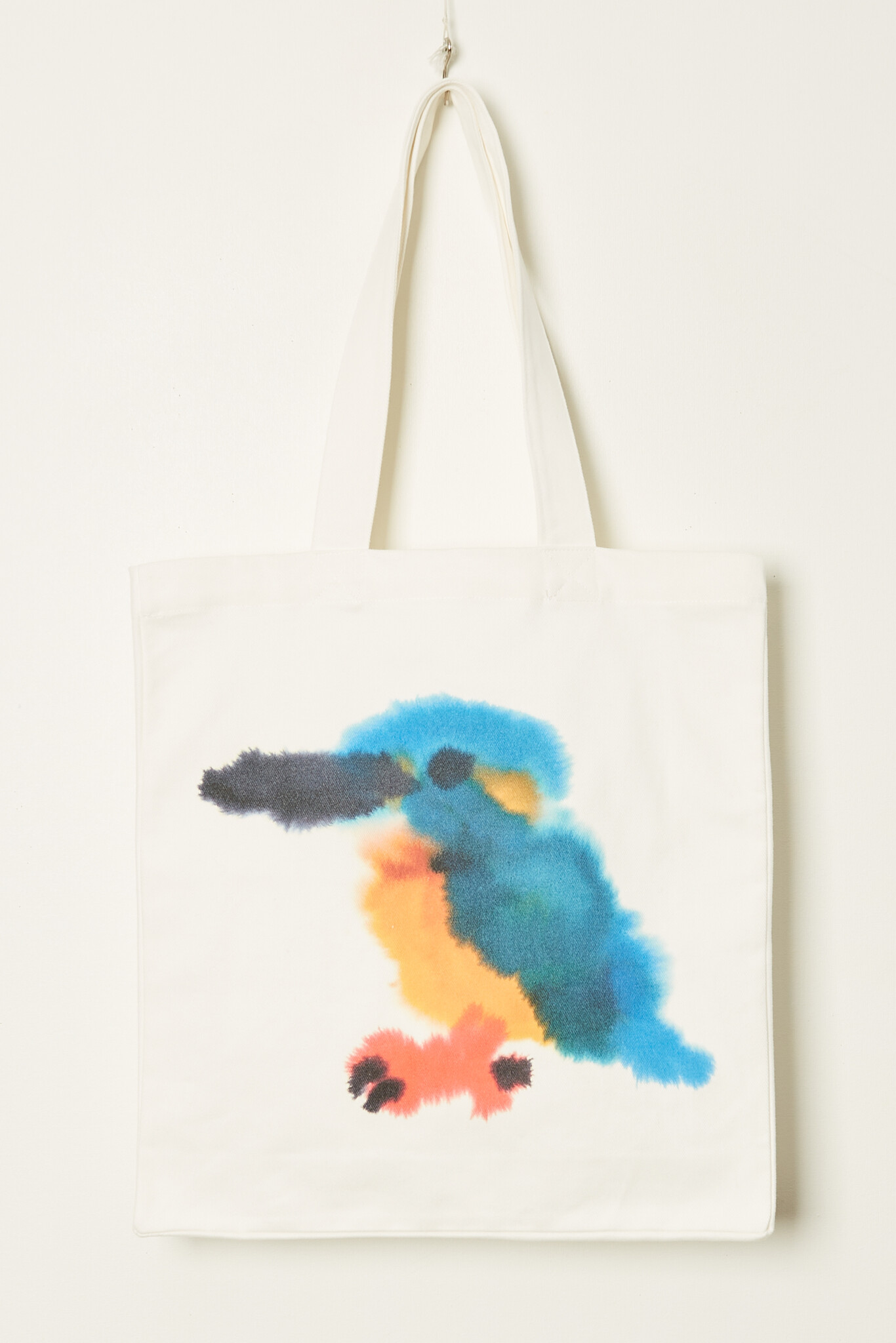 wild animals Kingfisher tote bag