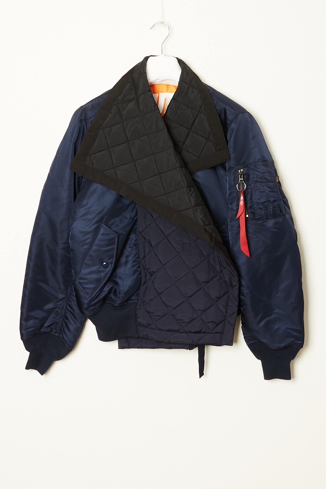 Lutz Huelle Match bomber