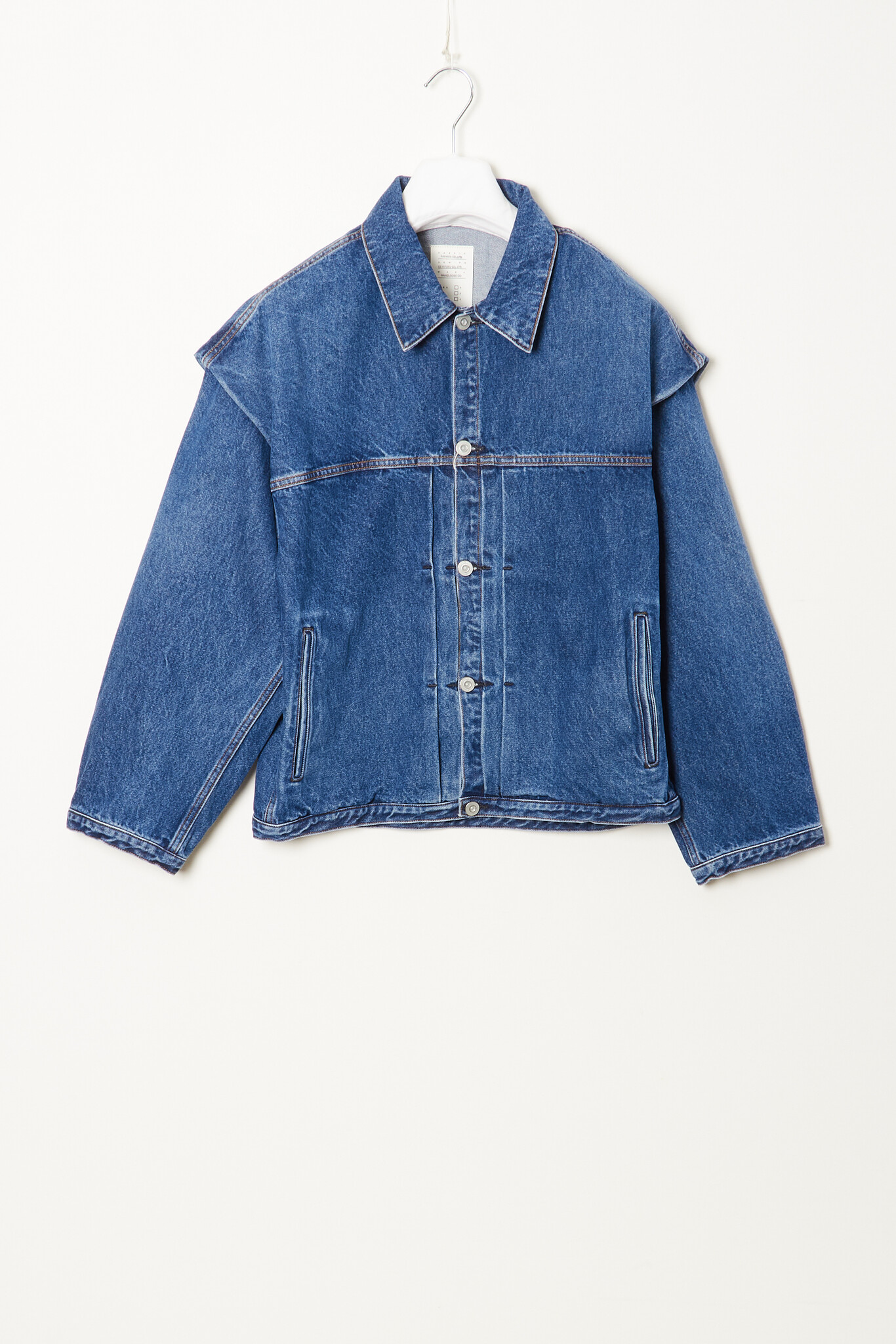 Kuro Power schoulder denim jacket